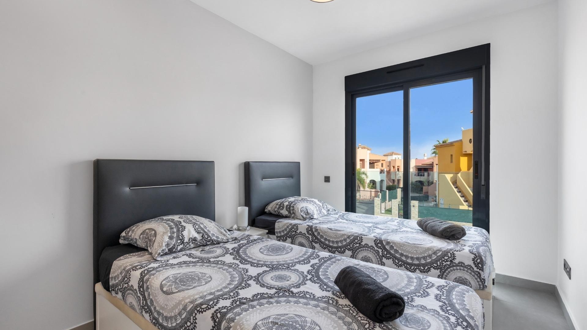 Resale - Apartment - Punta Prima - oasis beach