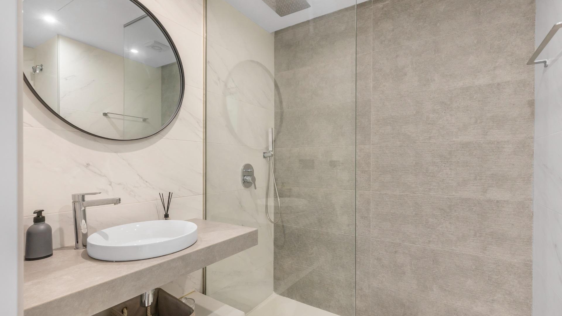 Resale - Apartment - Punta Prima - oasis beach