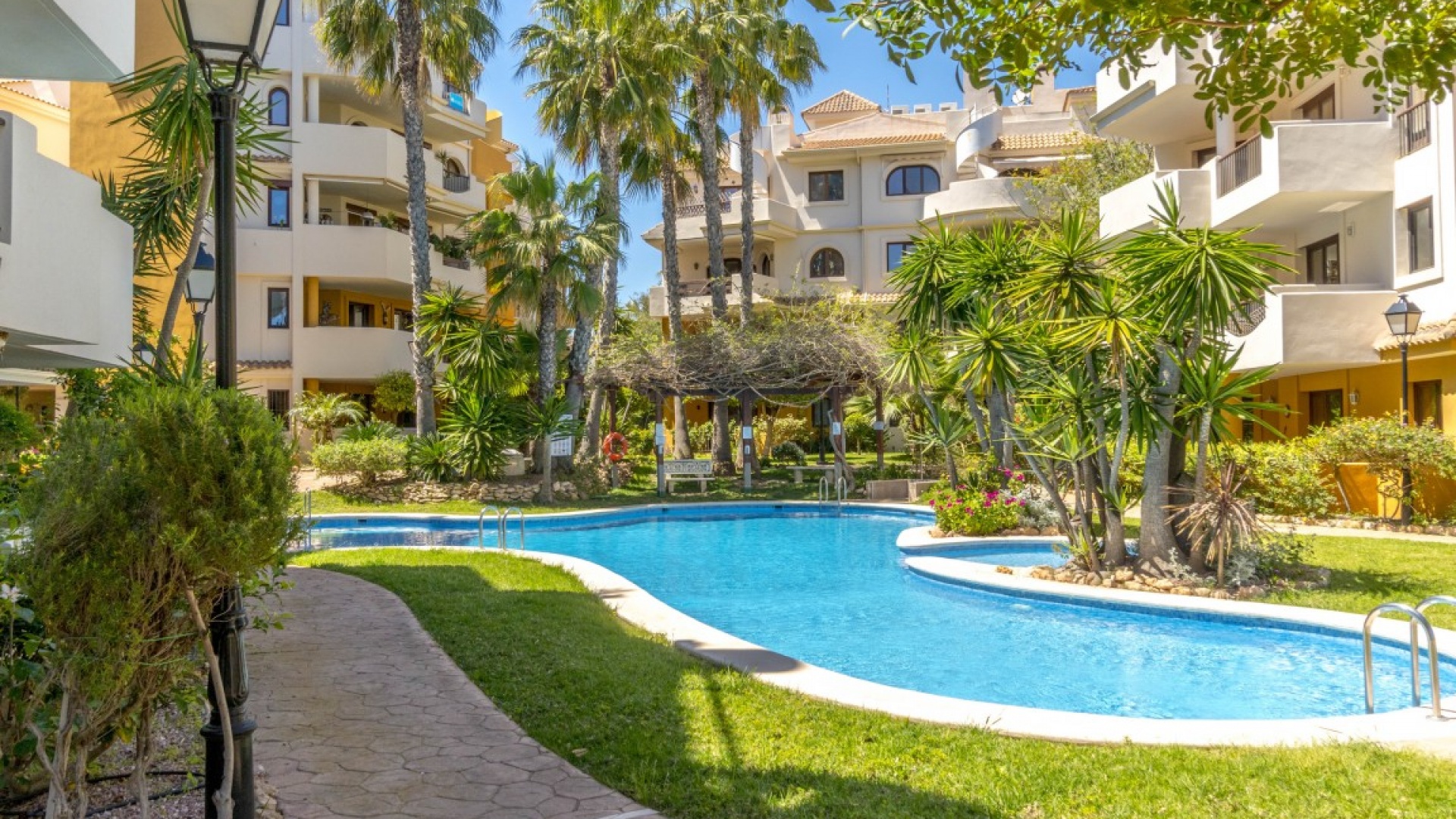 Resale - Apartment - Punta Prima - Panorama Mar