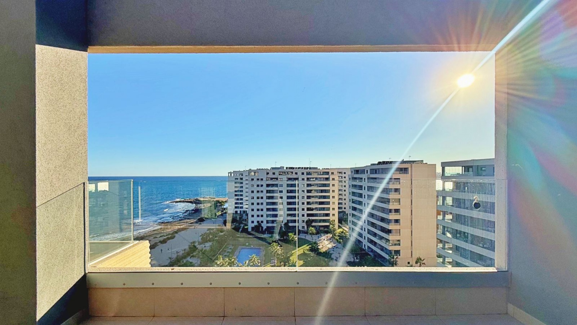 Resale - Apartment - Punta Prima - Panorama Mar