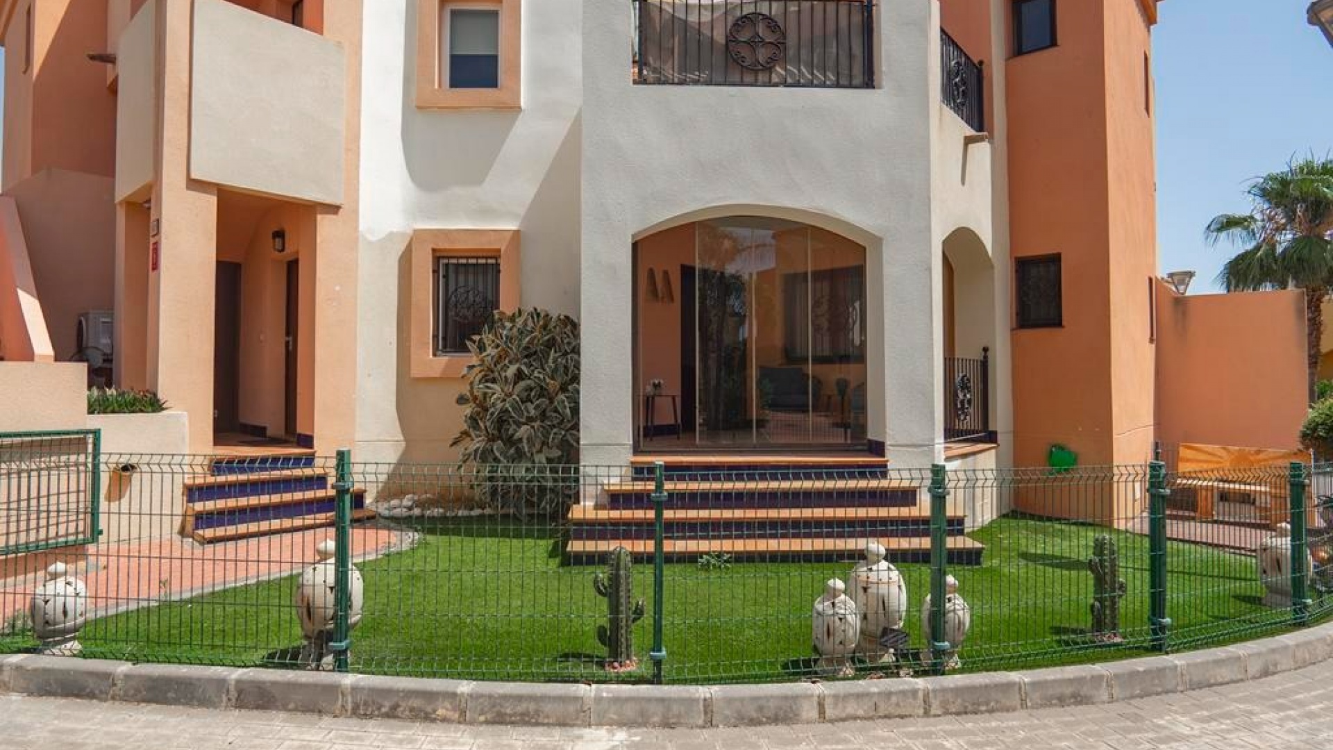 Resale - Apartment - Punta Prima - punta marina