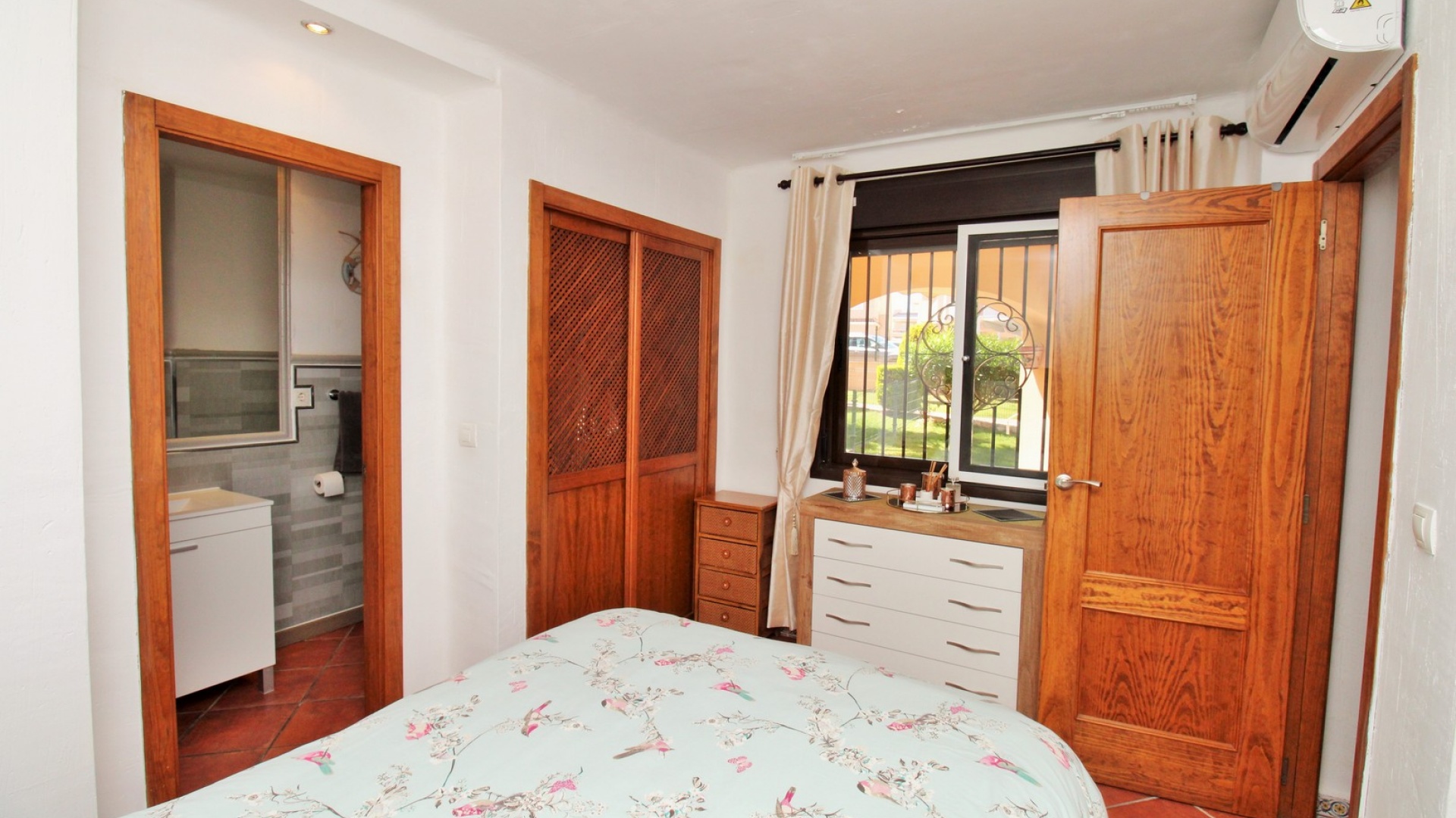 Resale - Apartment - Punta Prima - punta marina