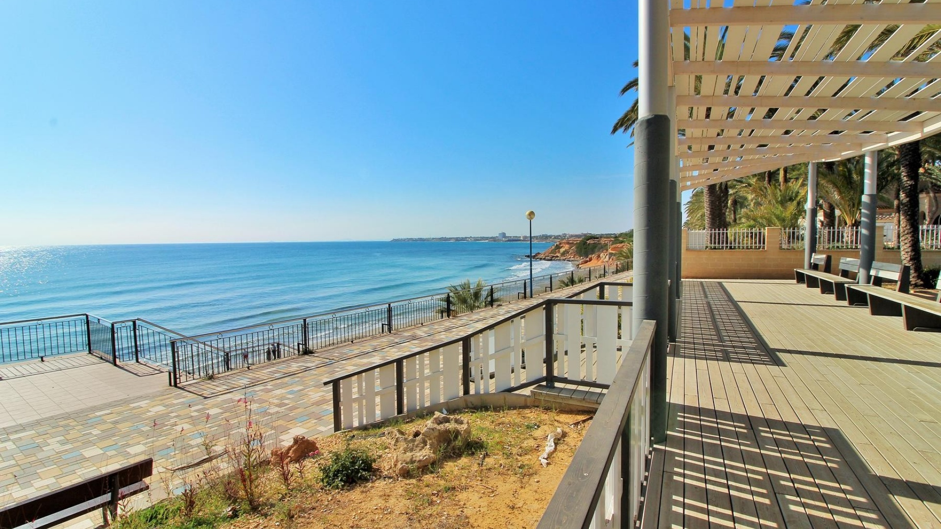 Resale - Apartment - Punta Prima - punta marina