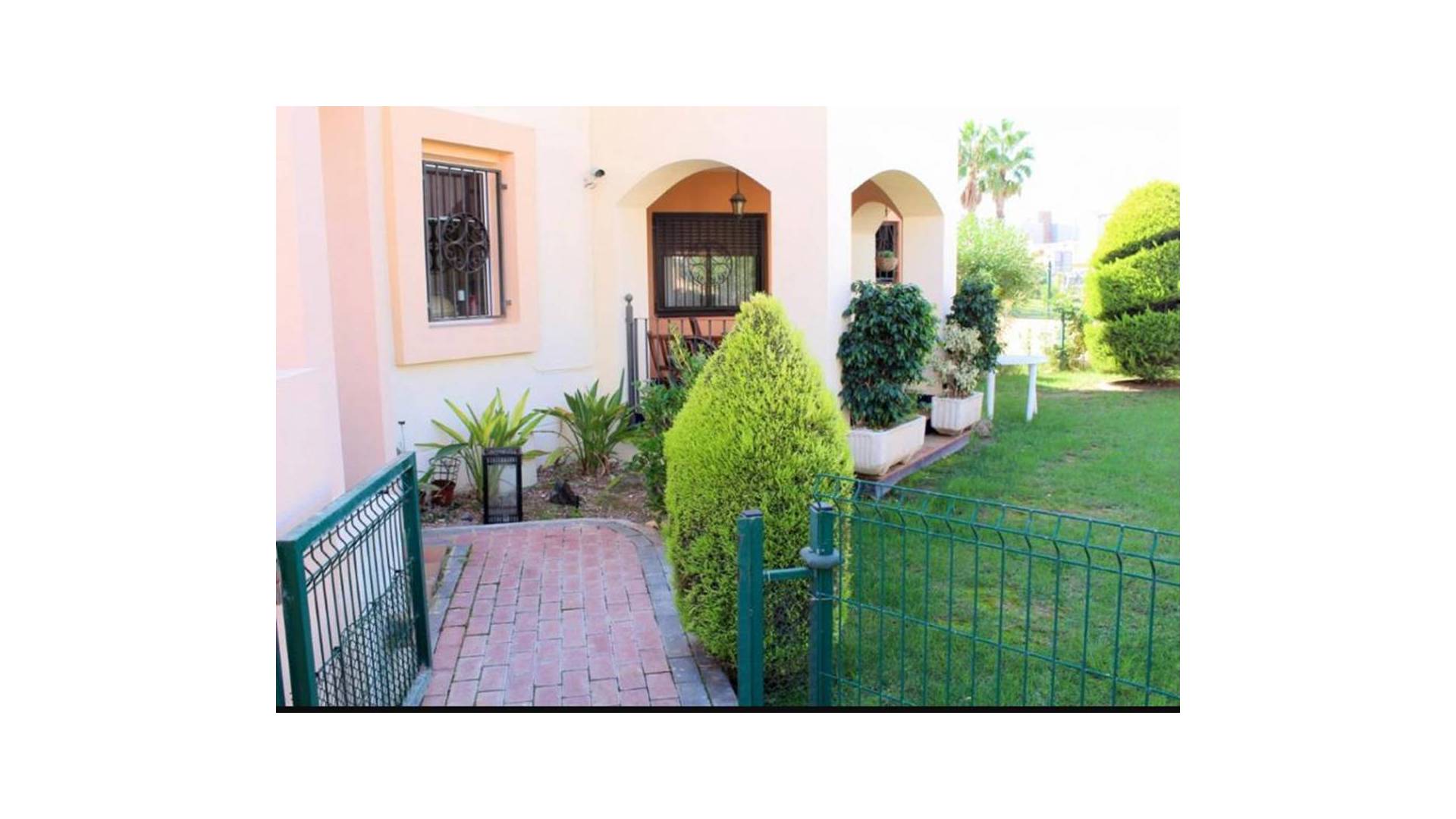 Resale - Apartment - Punta Prima - punta marina