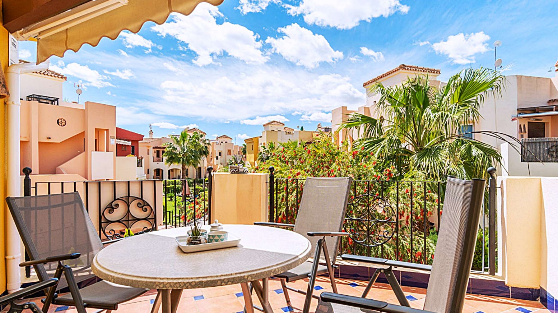 Resale - Apartment - Punta Prima - punta marina