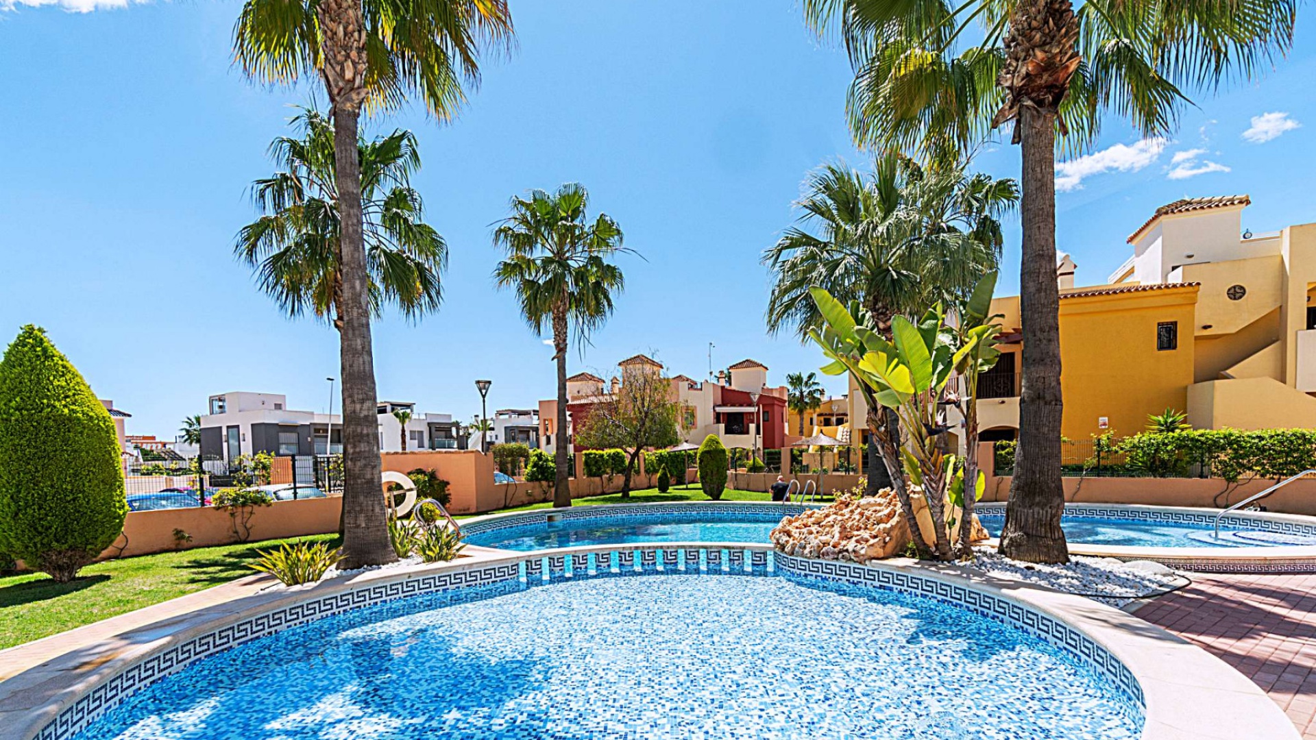 Resale - Apartment - Punta Prima - punta marina