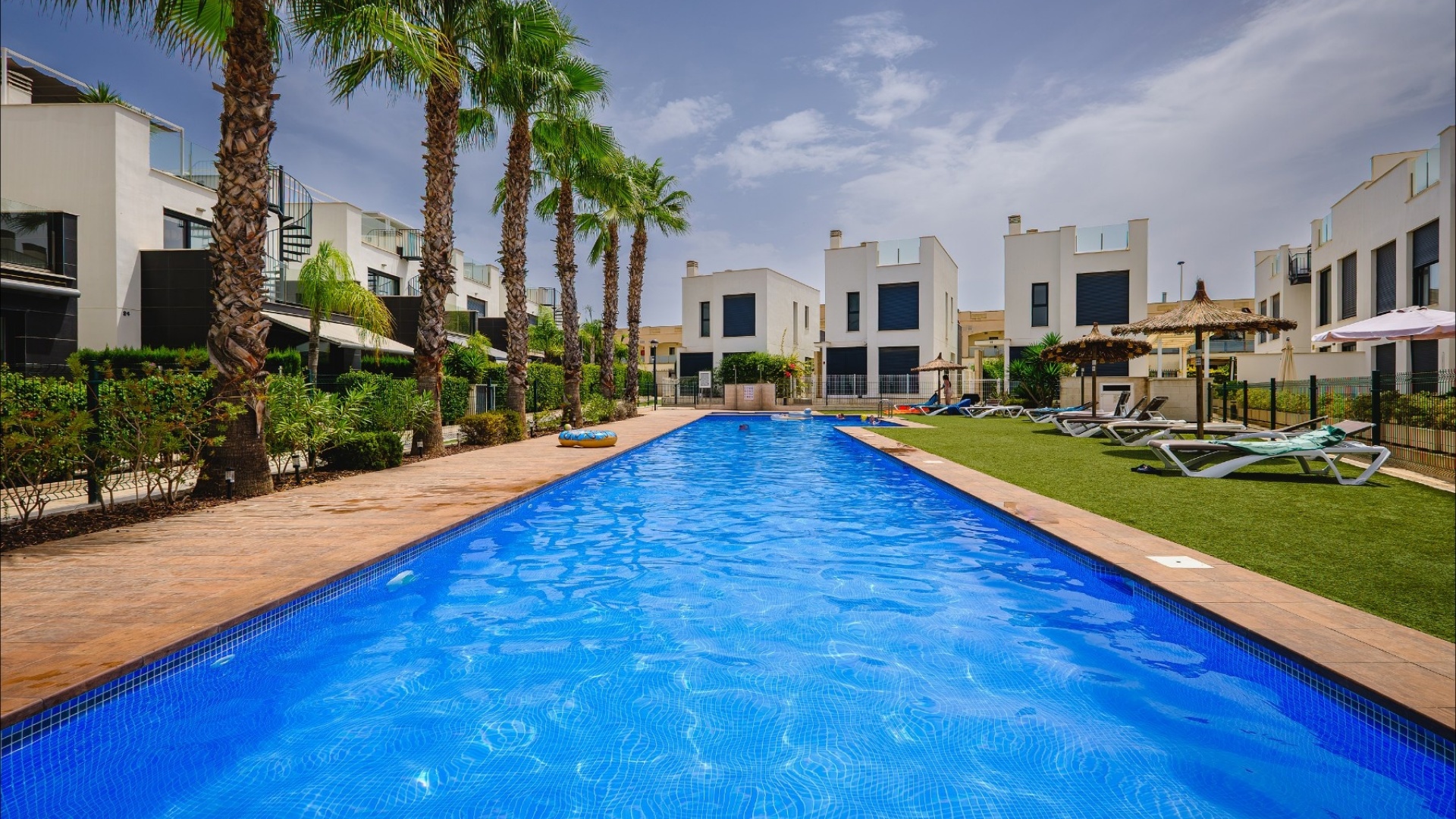 Resale - Apartment - Punta Prima - Res. El Mirador