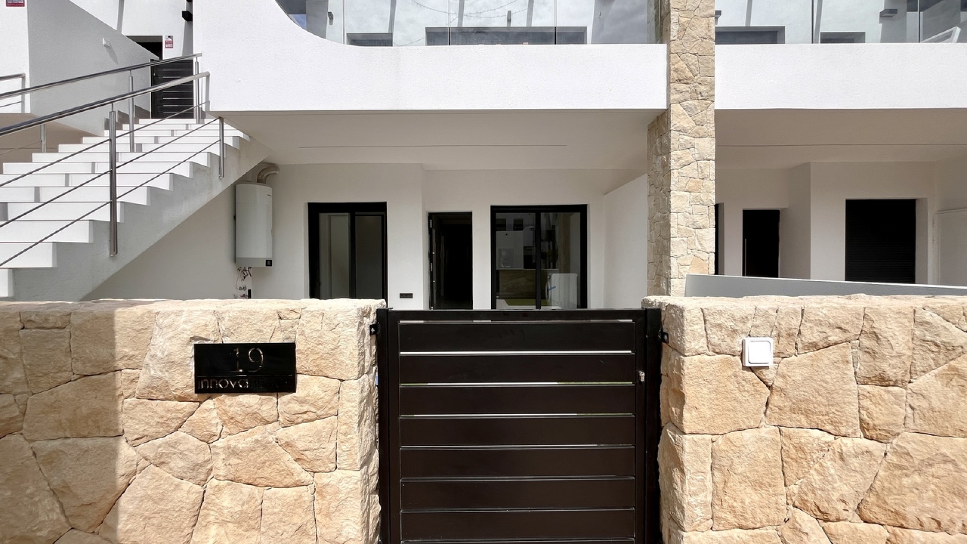 Resale - Apartment - Punta Prima - Res. Innova Beach