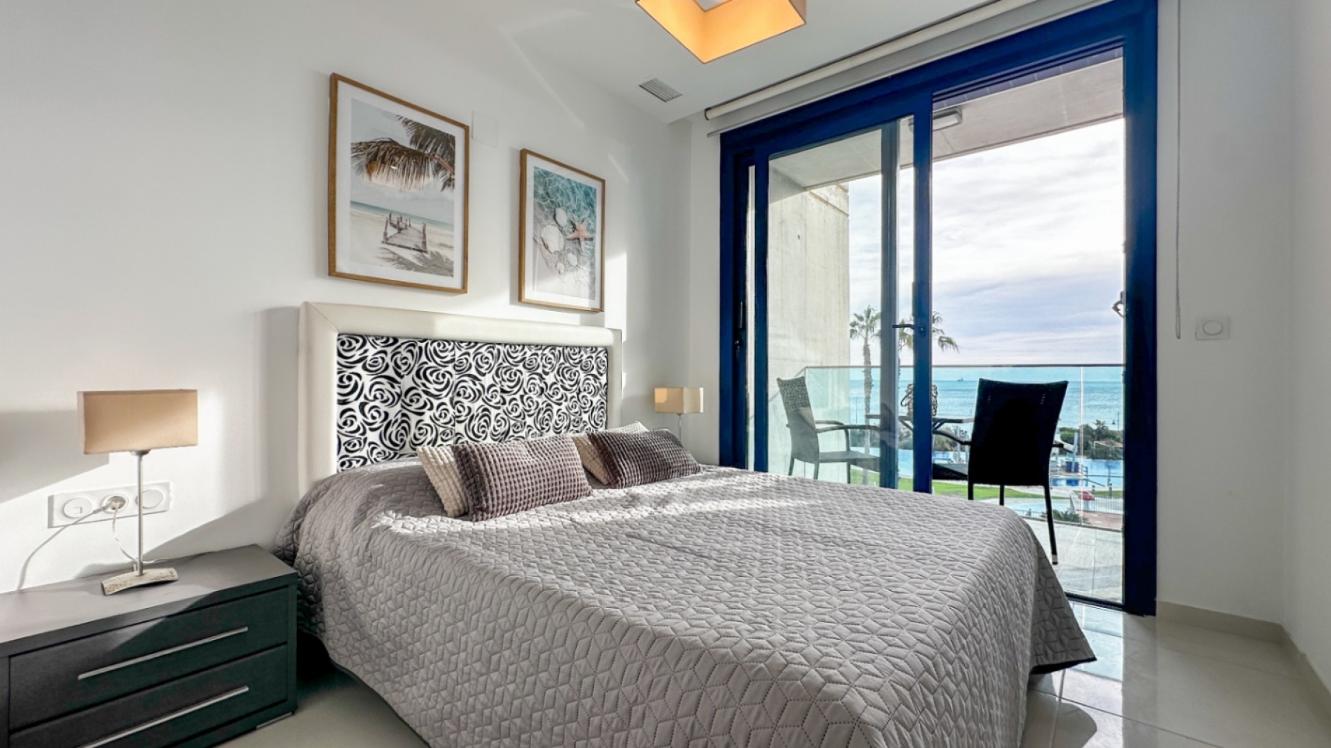 Resale - Apartment - Punta Prima - Res. Sea Senses