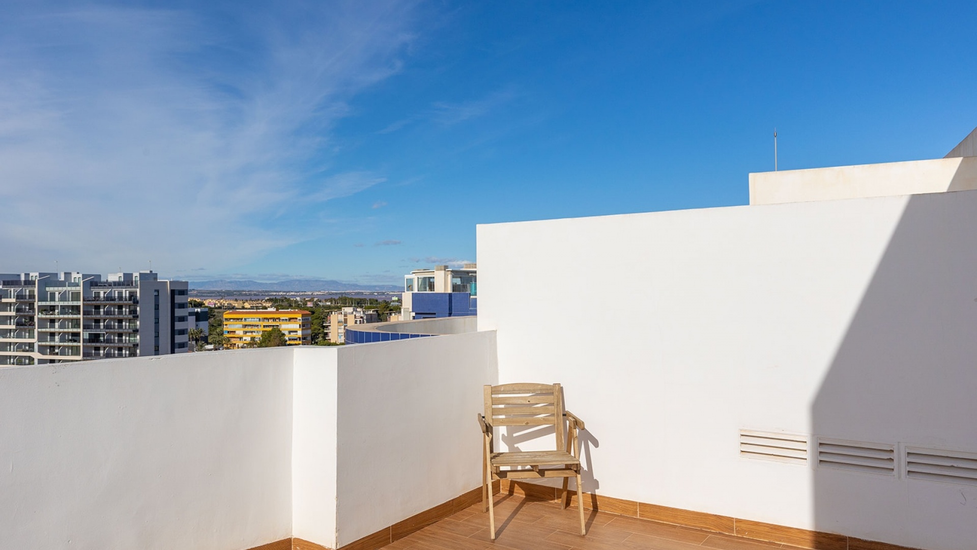 Resale - Apartment - Punta Prima - Res. Sea Senses