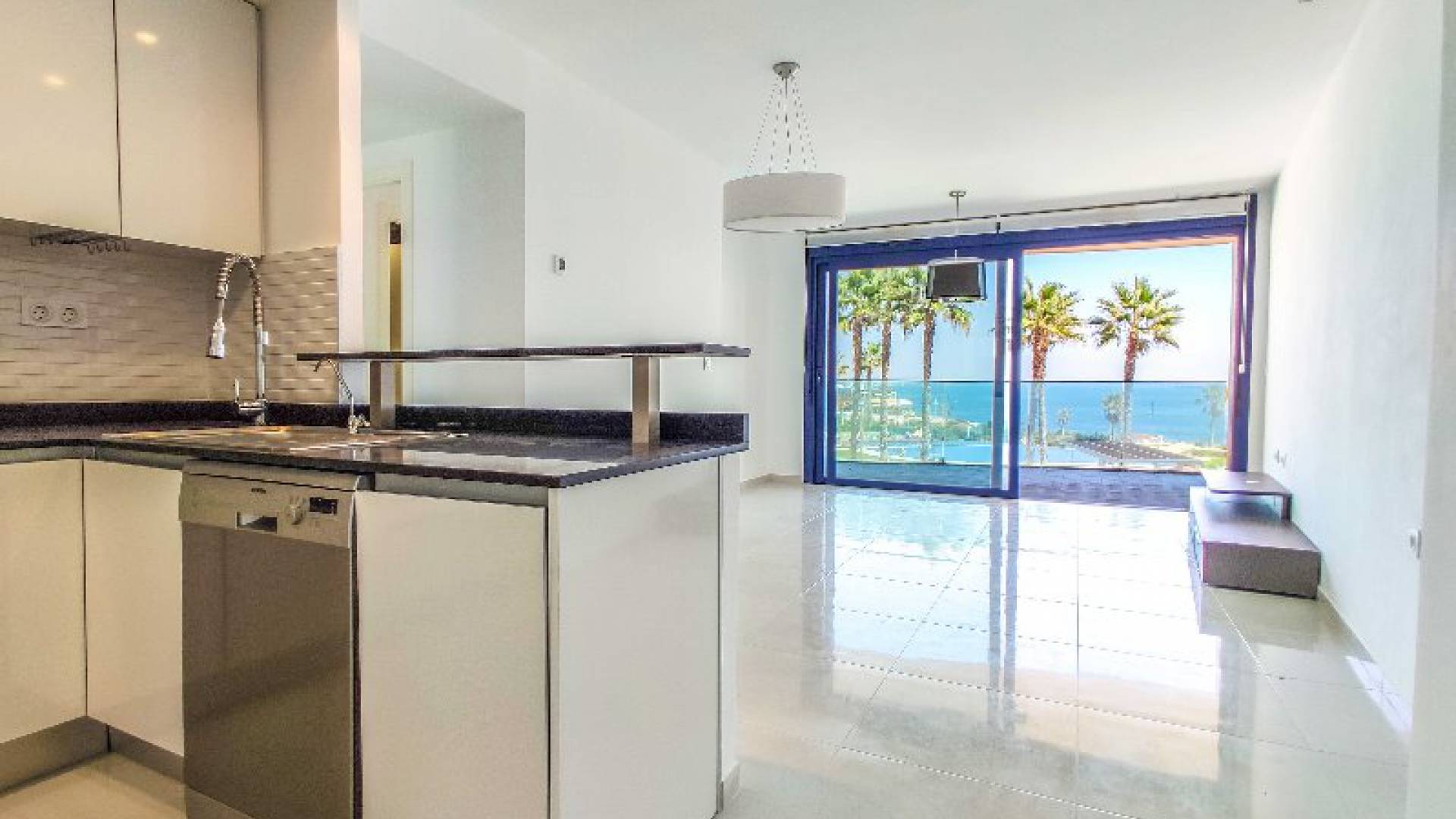 Resale - Apartment - Punta Prima - Res. Sea Senses