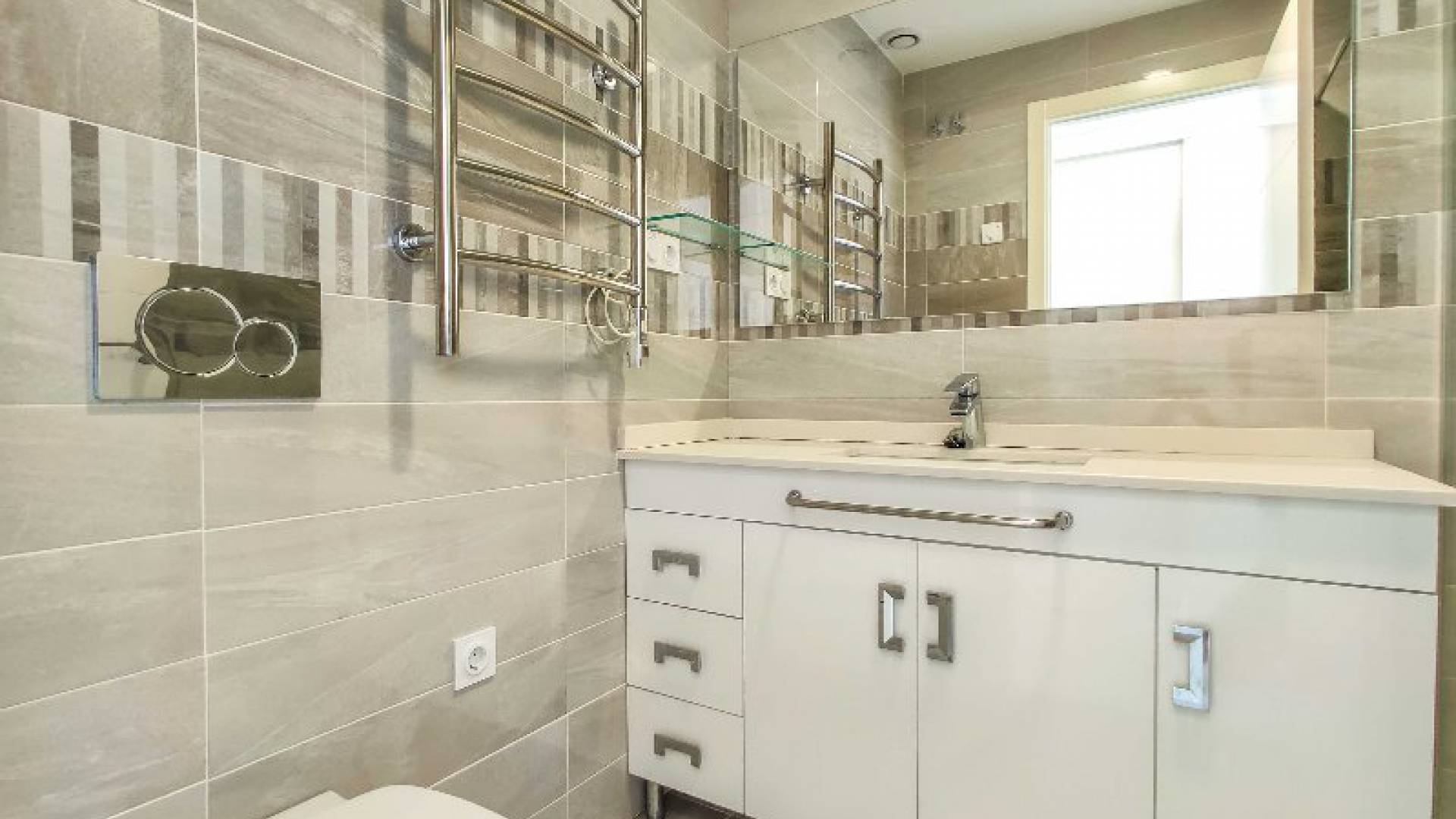 Resale - Apartment - Punta Prima - Res. Sea Senses