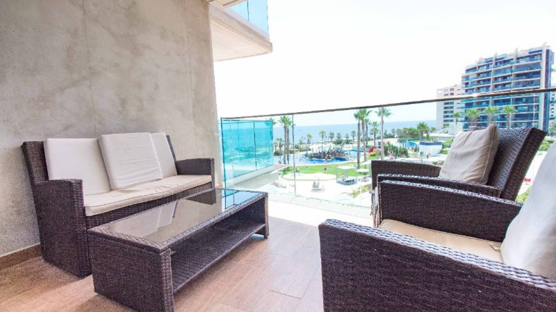 Resale - Apartment - Punta Prima - Res. Sea Senses