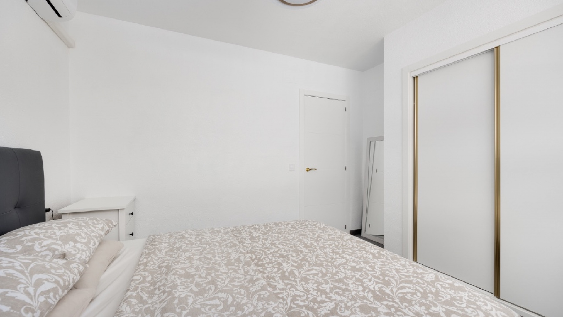 Resale - Apartment - Punta Prima - rocio del mar