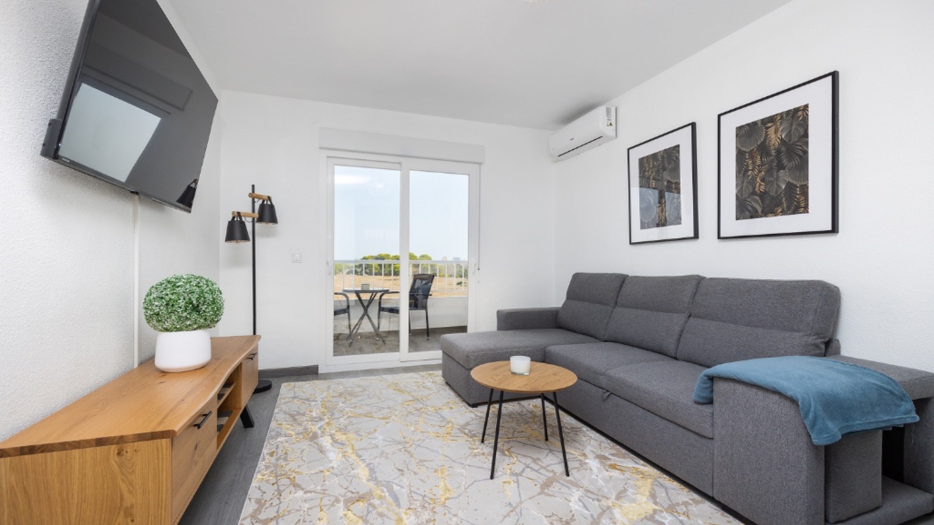 Resale - Apartment - Punta Prima - rocio del mar