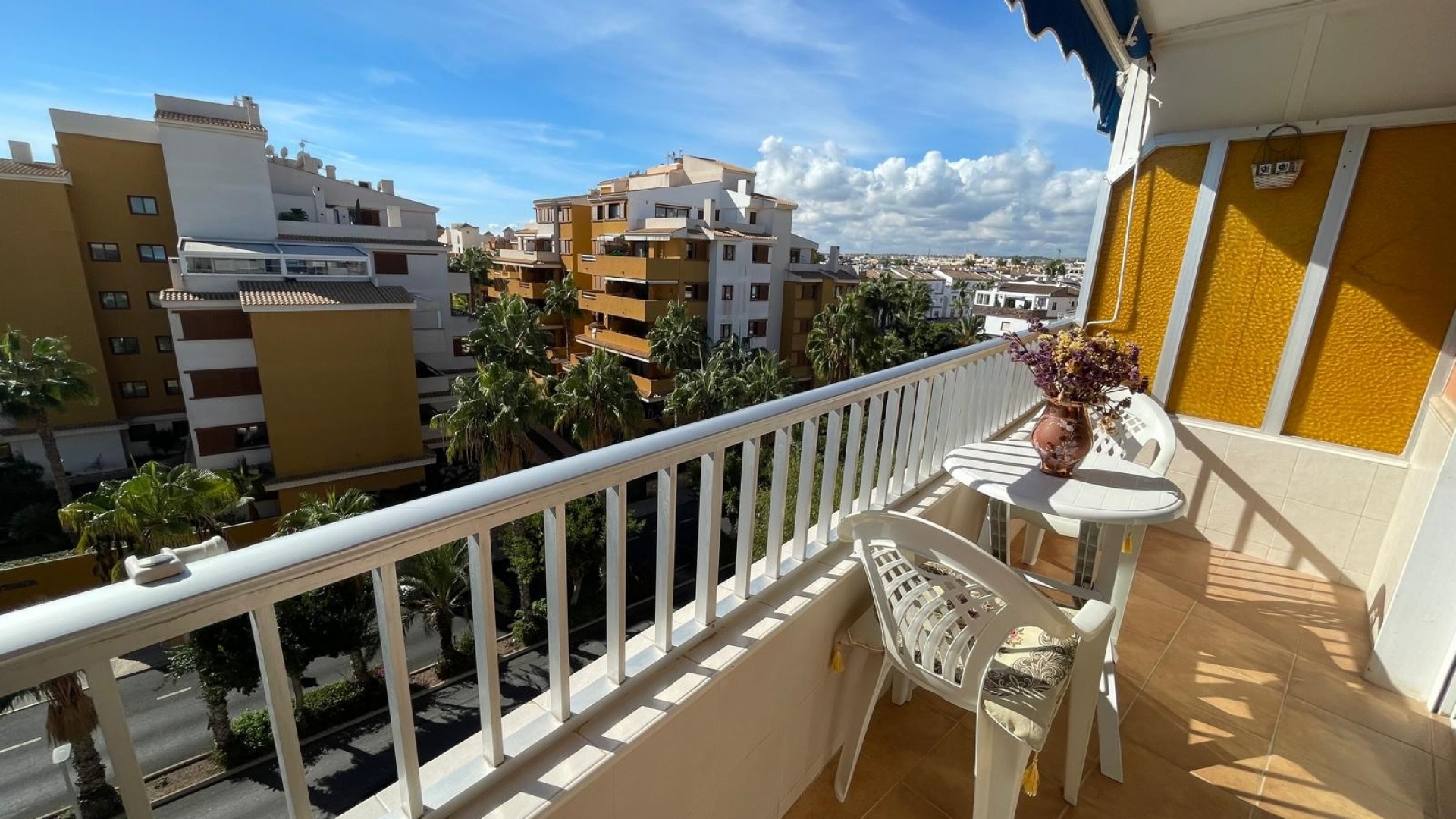 Resale - Apartment - Punta Prima - rocio del mar