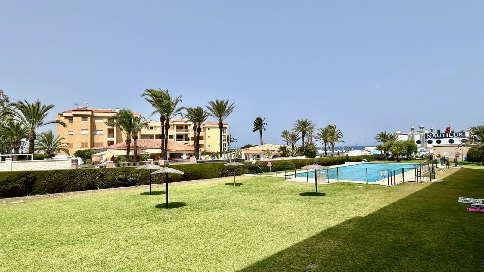 Resale - Apartment - Punta Prima - rocio del mar