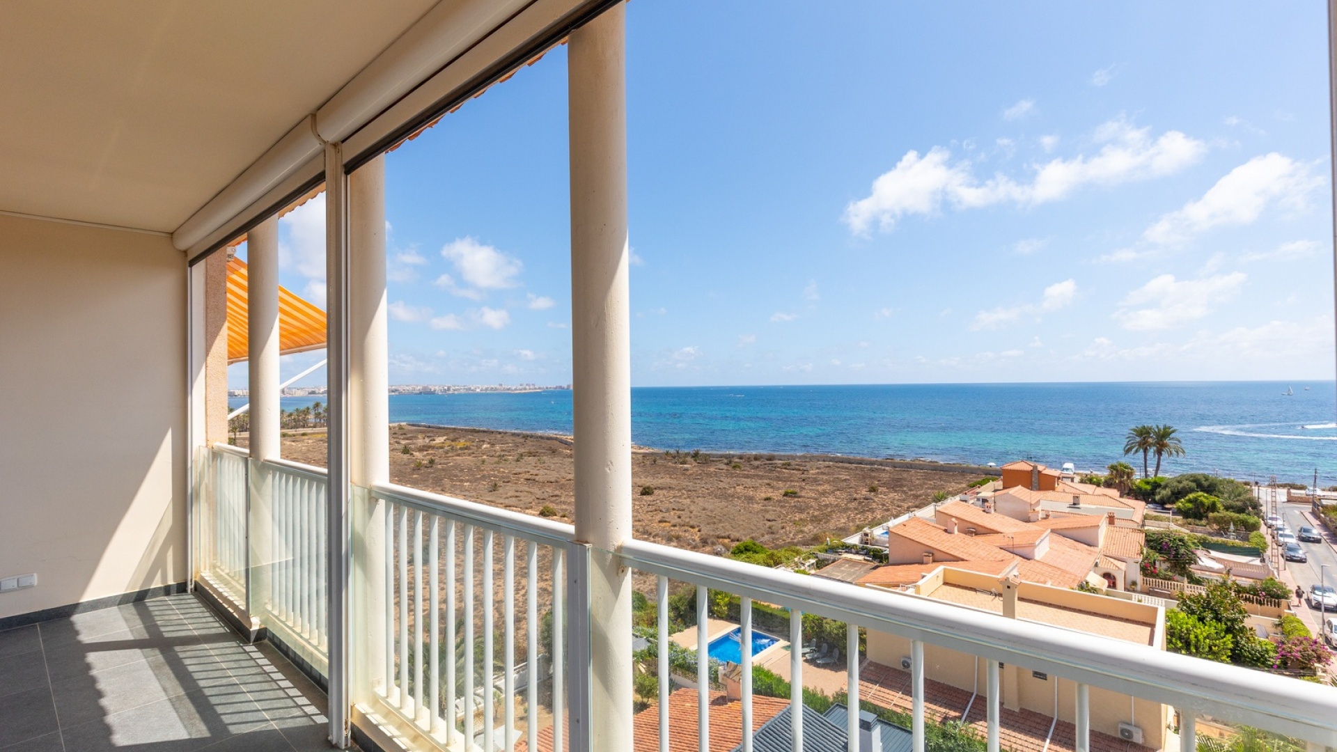 Resale - Apartment - Punta Prima - rocio del mar