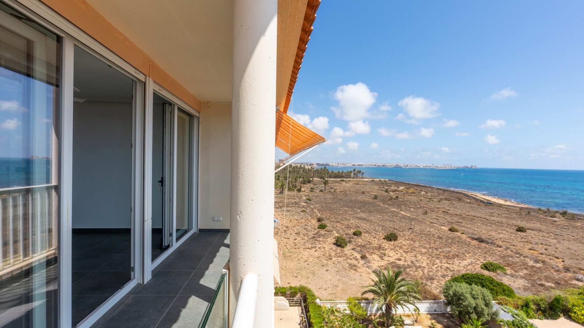 Resale - Apartment - Punta Prima - rocio del mar