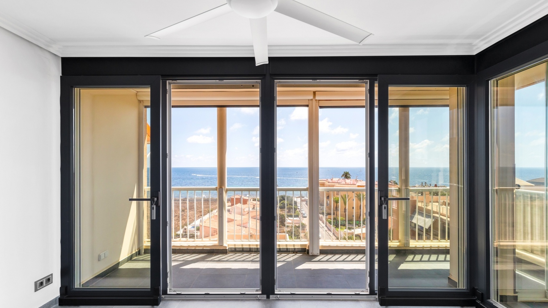 Resale - Apartment - Punta Prima - rocio del mar