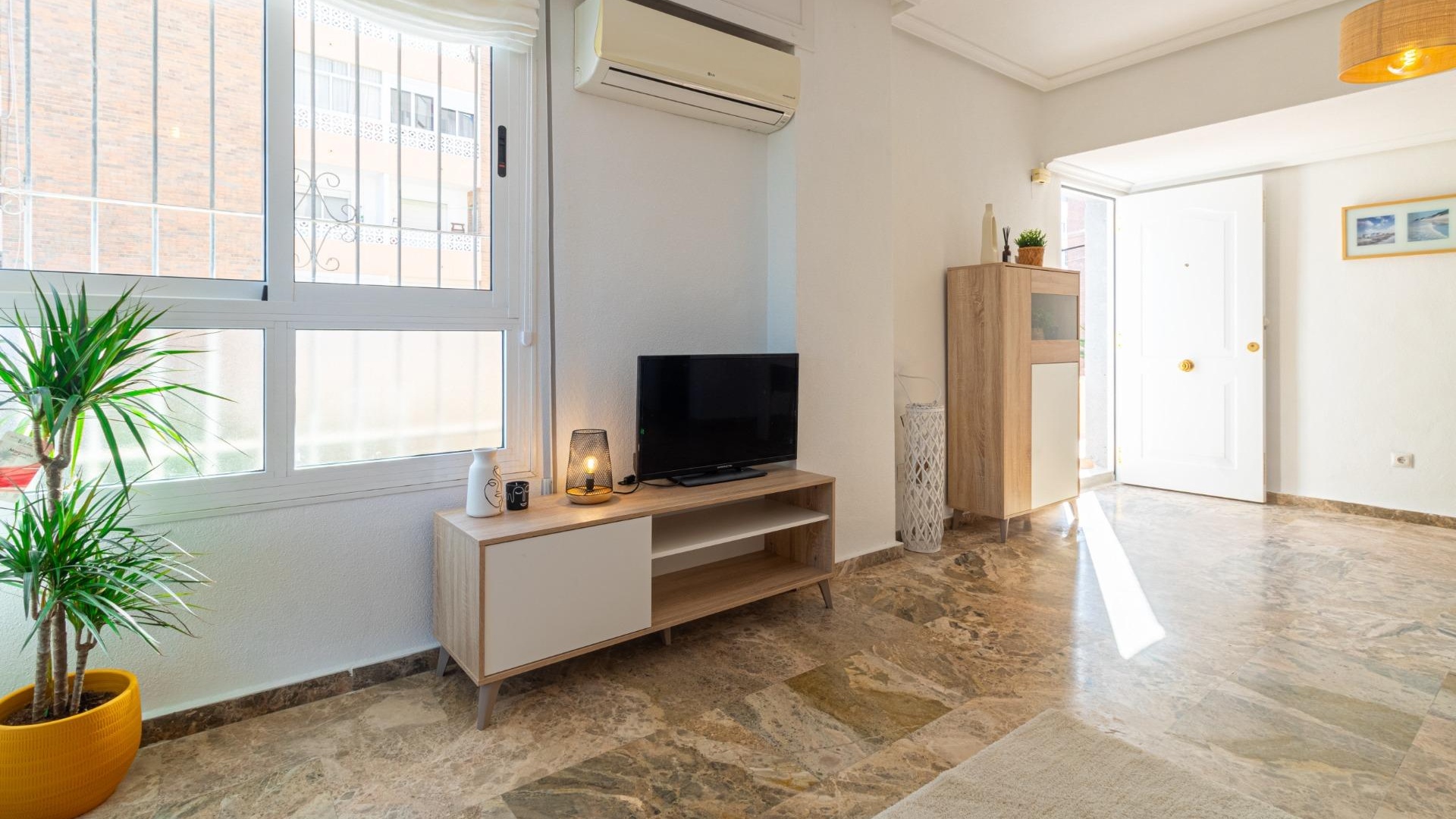 Resale - Apartment - Punta Prima