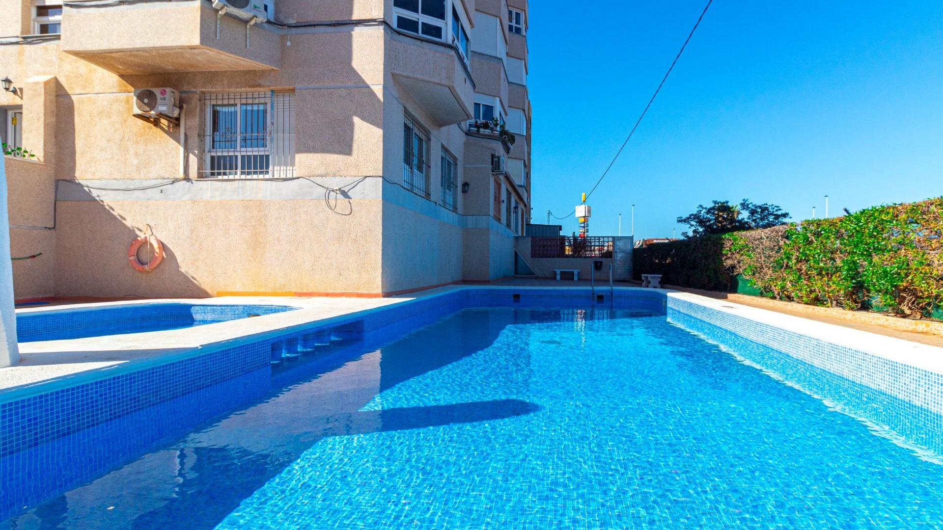 Resale - Apartment - Punta Prima