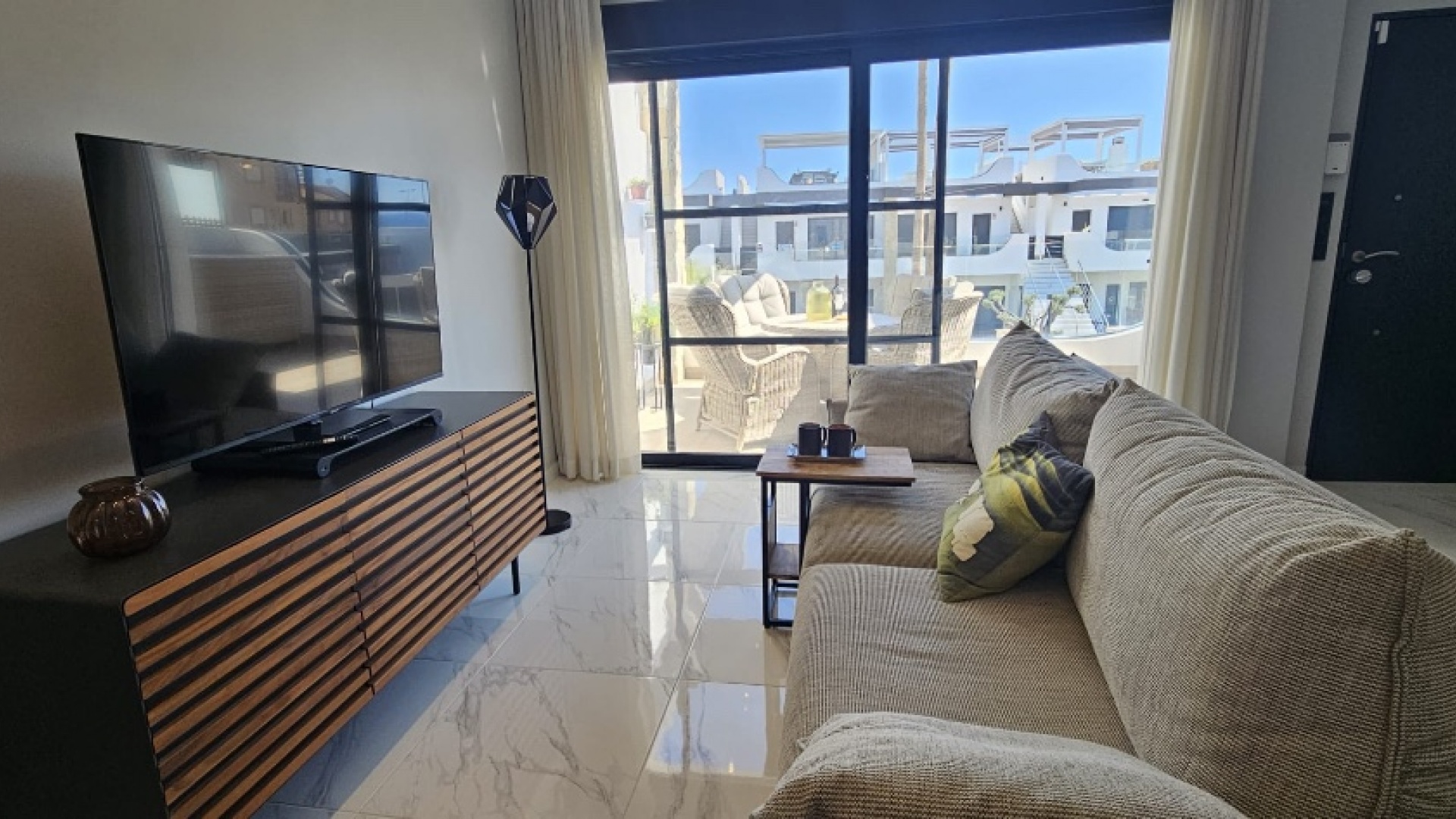 Resale - Apartment - Punta Prima