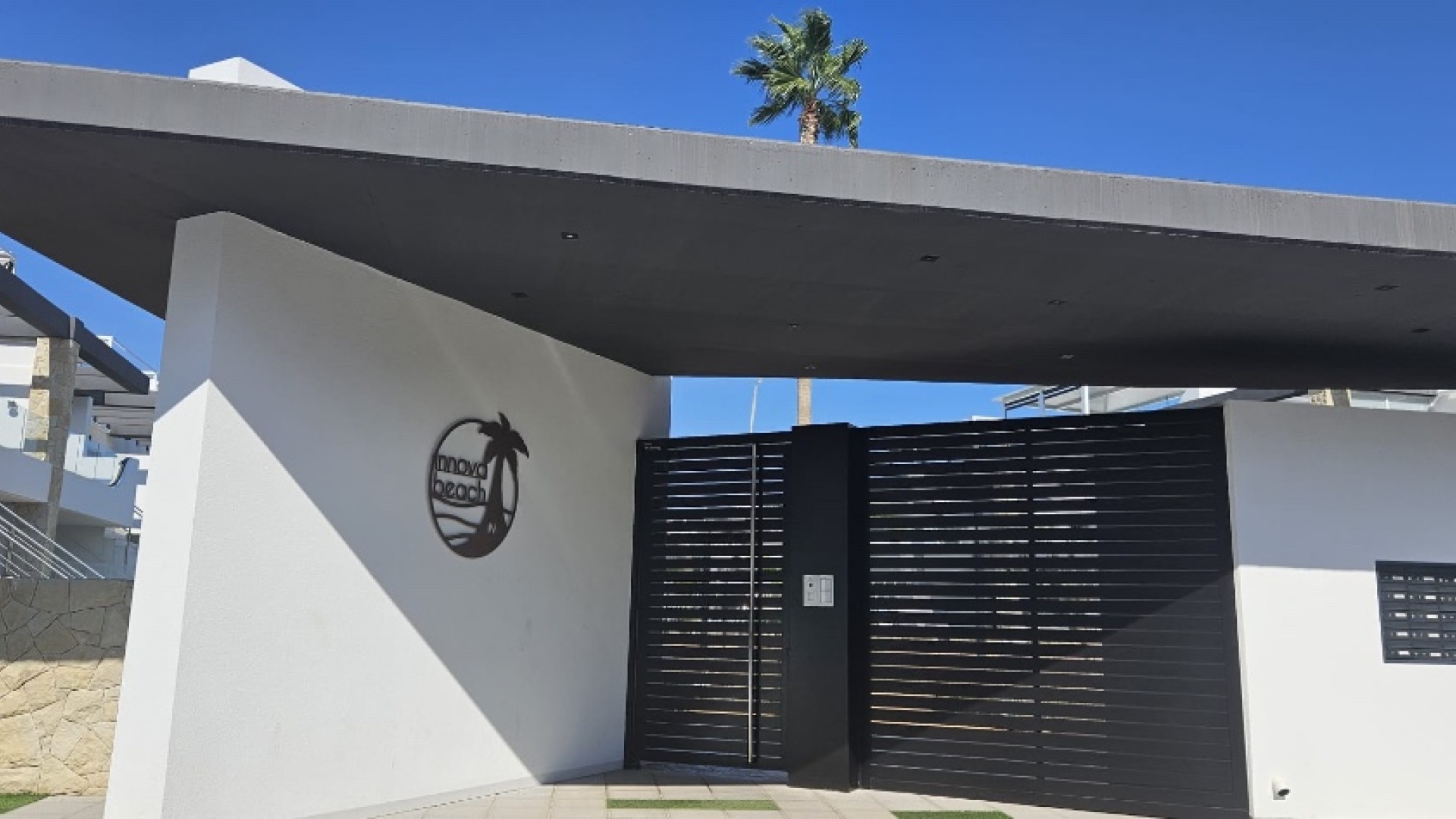 Resale - Apartment - Punta Prima