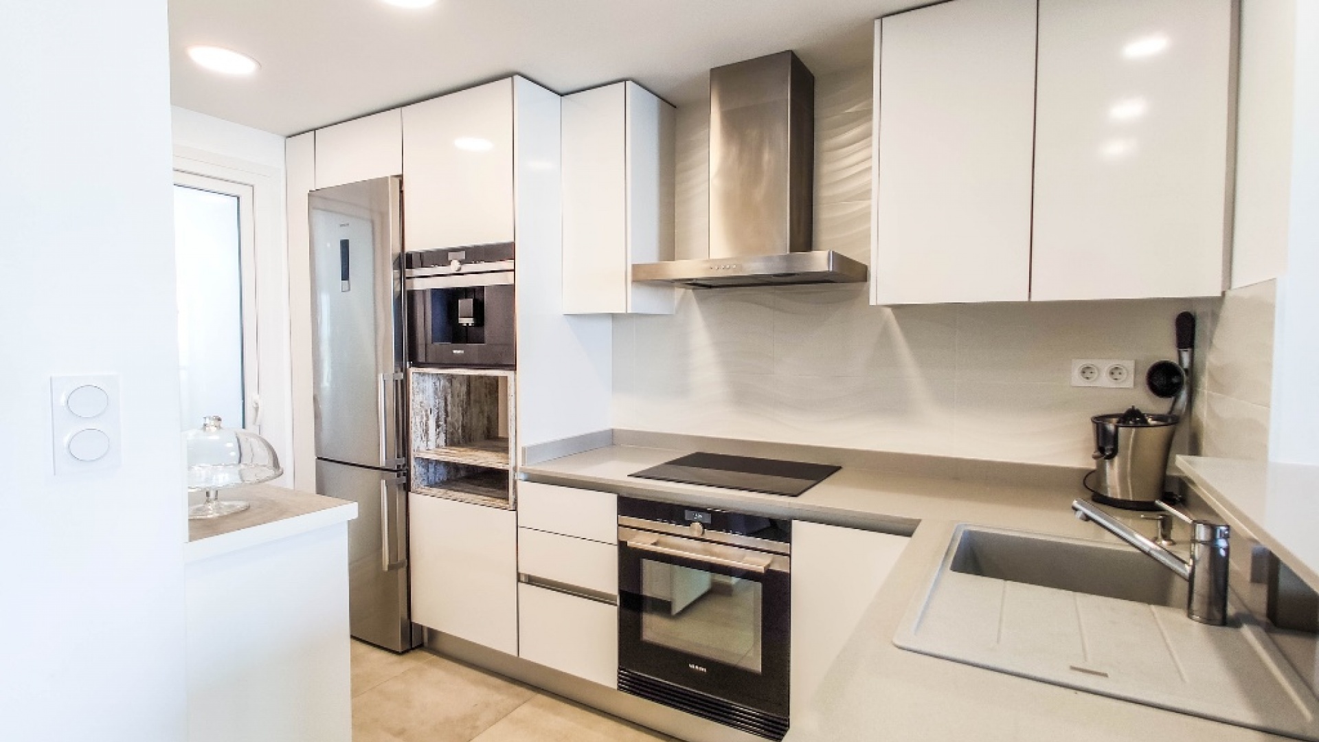 Resale - Apartment - Punta Prima