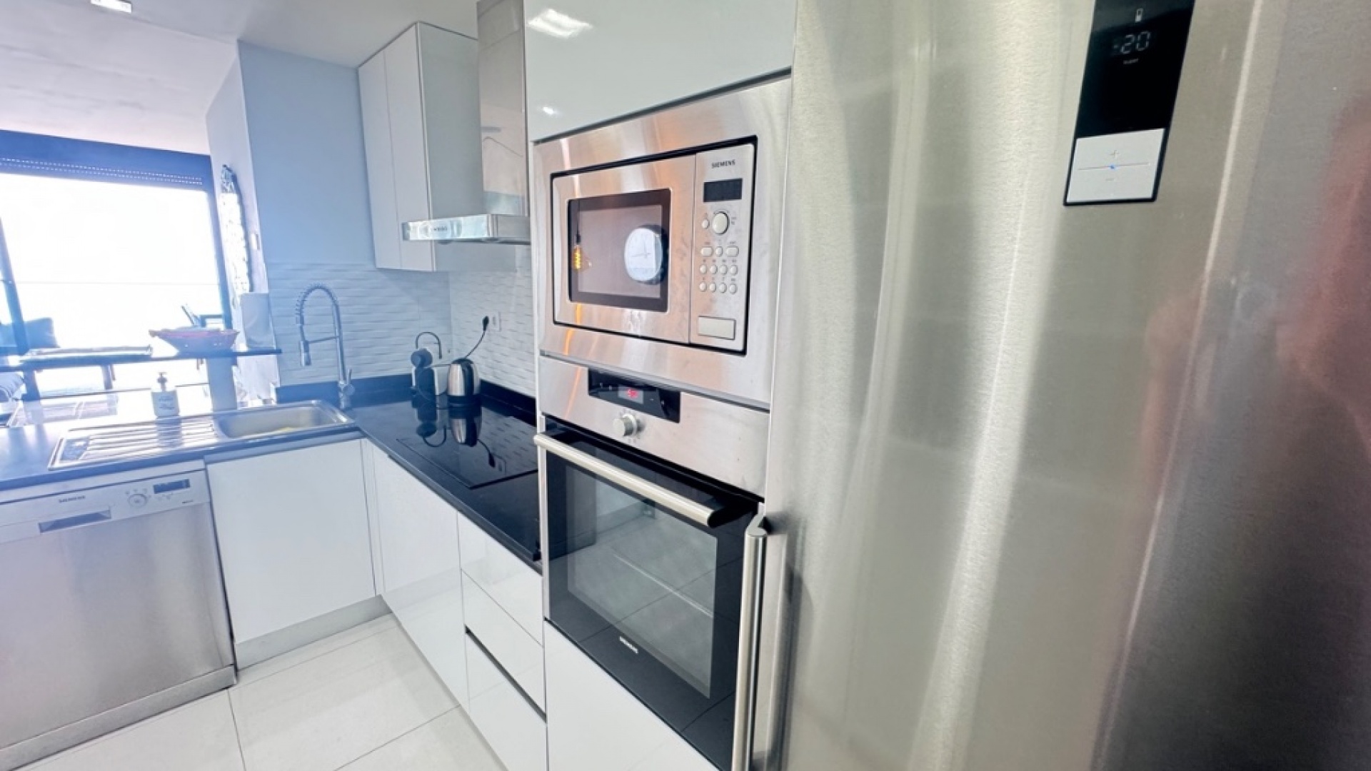 Resale - Apartment - Punta Prima