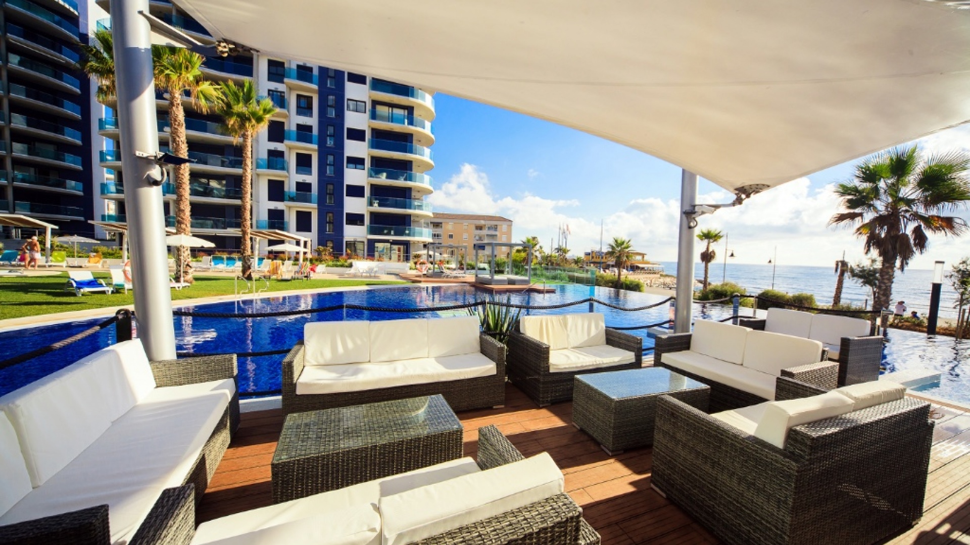 Resale - Apartment - Punta Prima