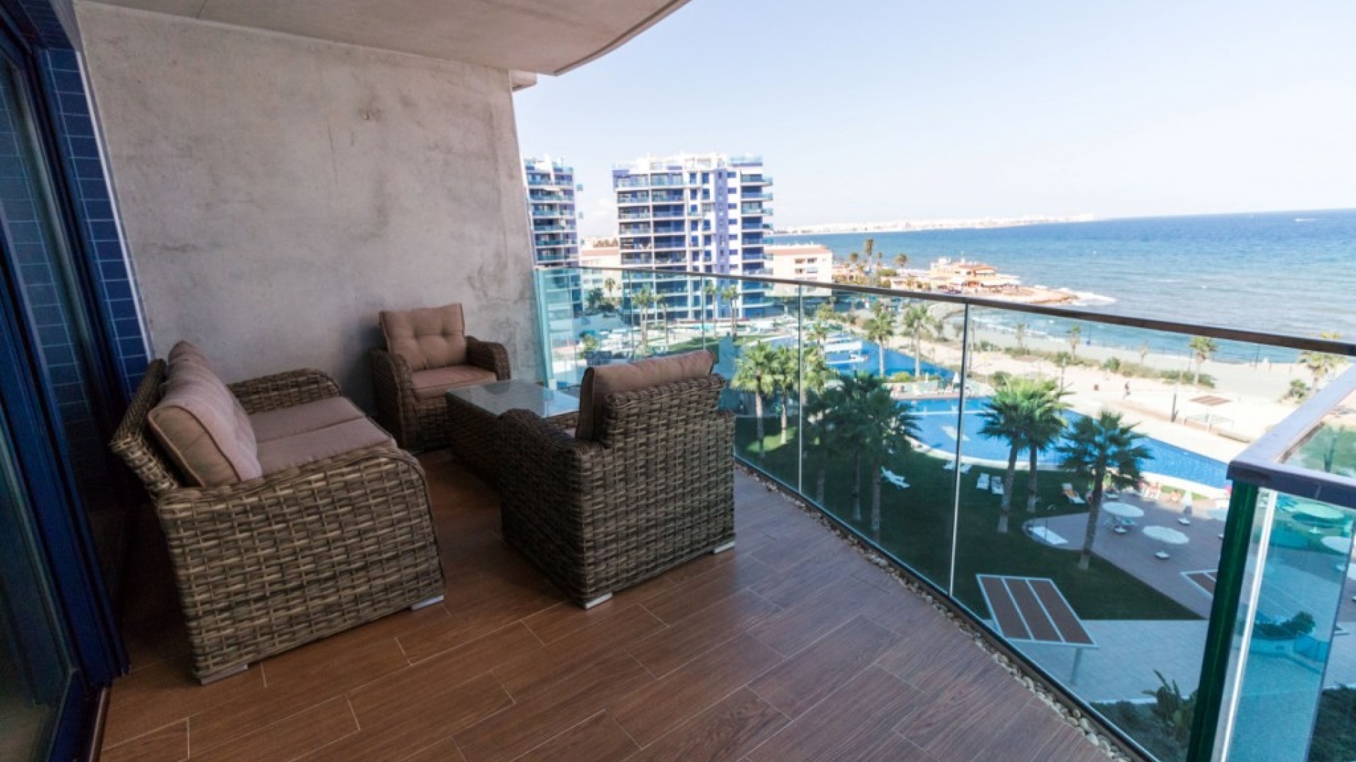 Resale - Apartment - Punta Prima