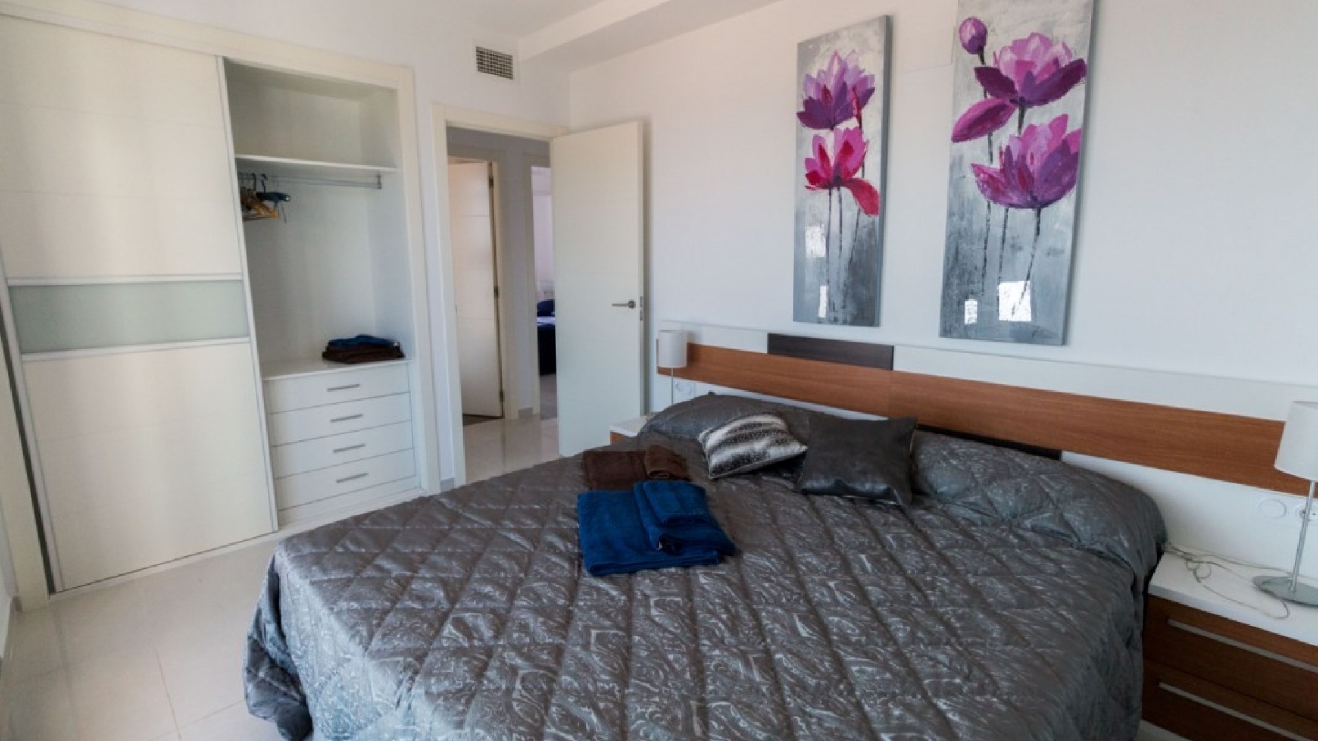 Resale - Apartment - Punta Prima