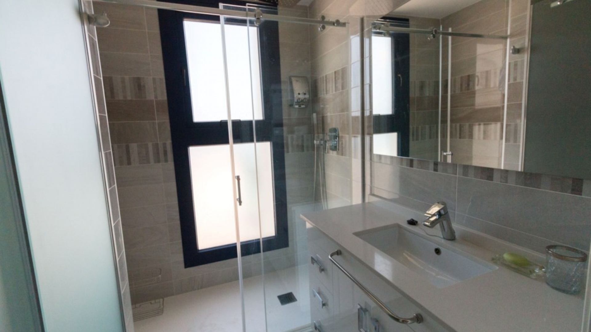 Resale - Apartment - Punta Prima