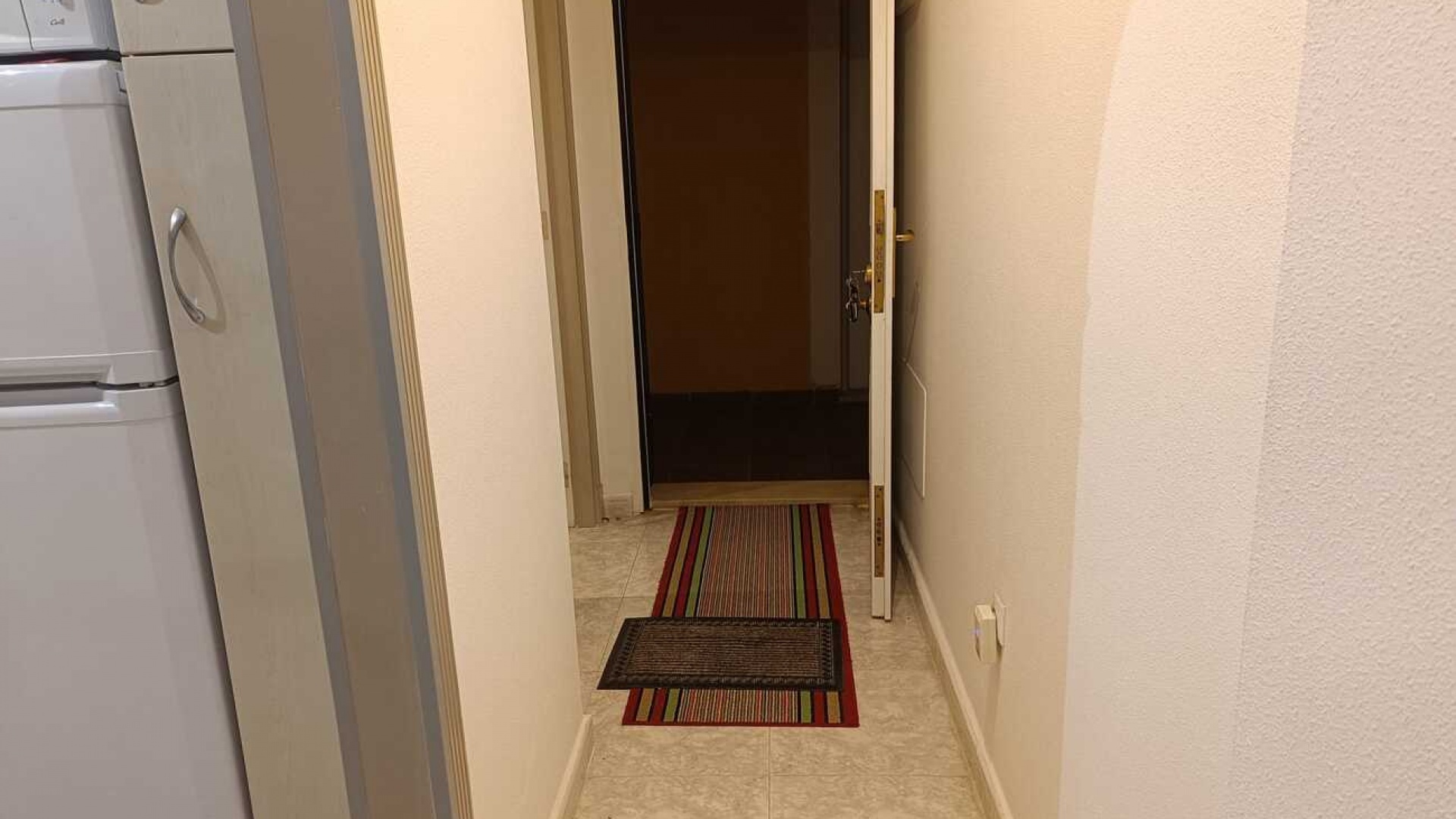 Resale - Apartment - Rafal