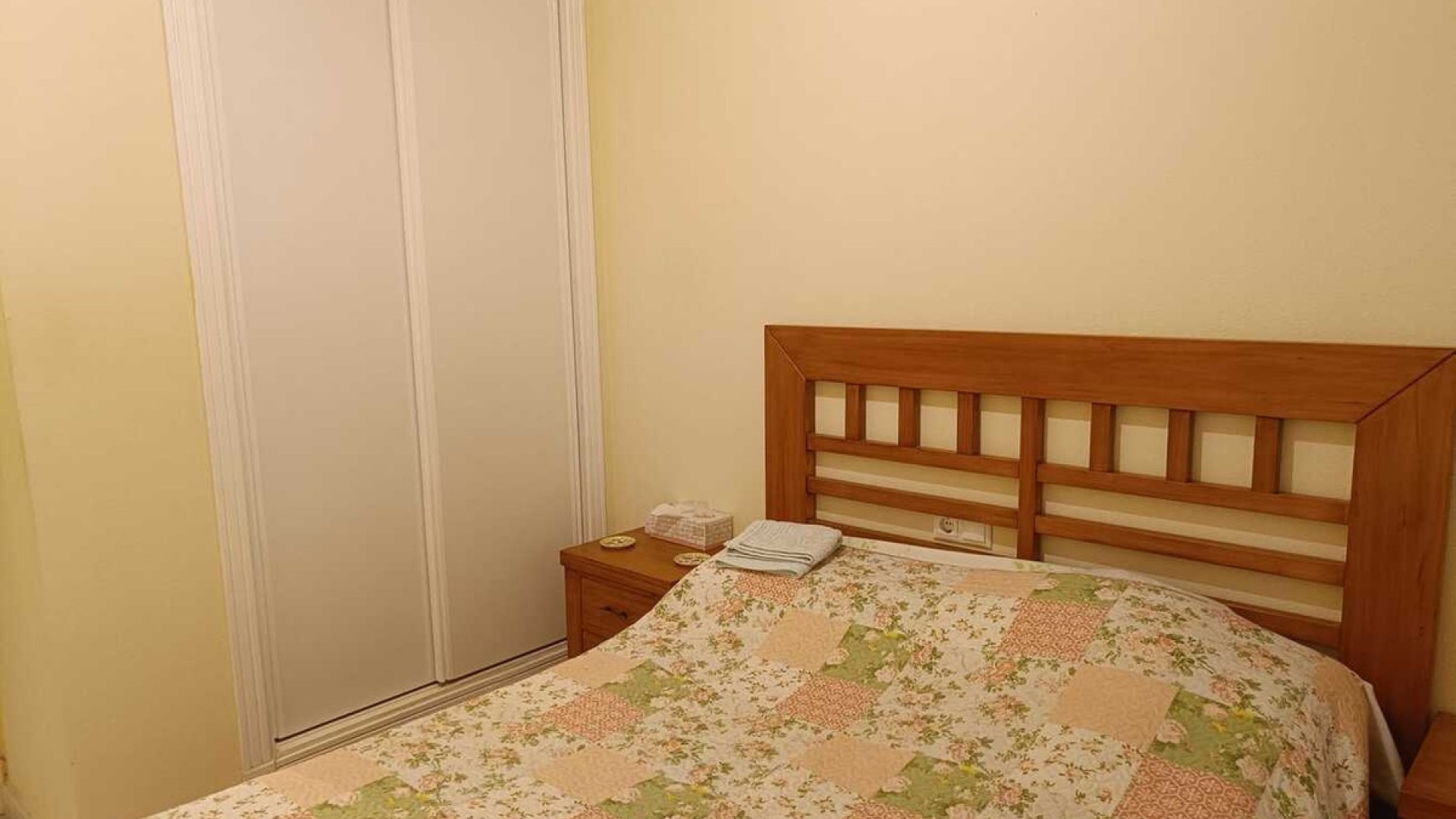 Resale - Apartment - Rafal