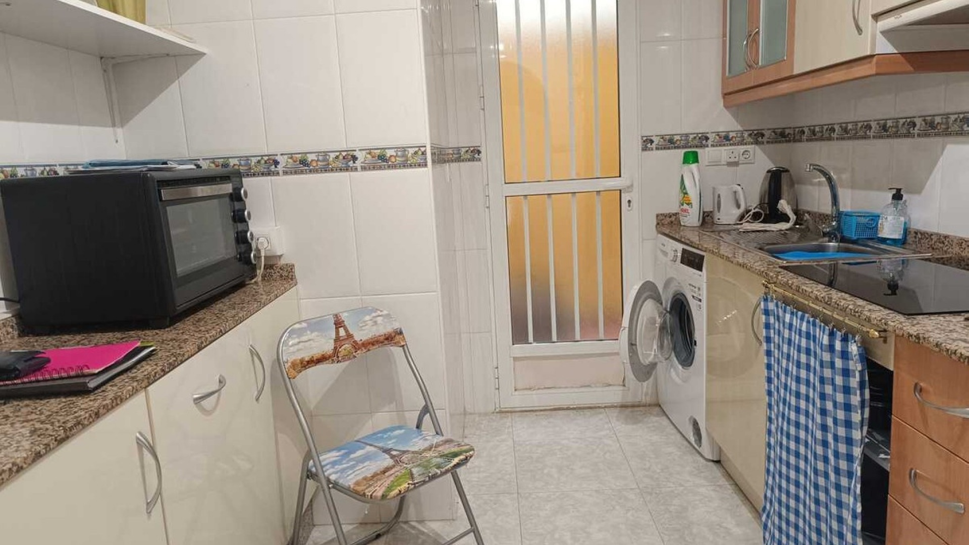 Resale - Apartment - Rafal