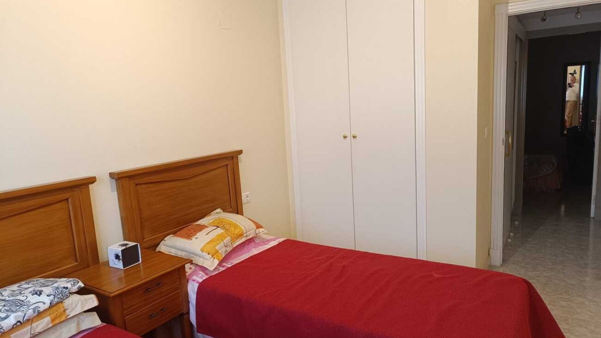Resale - Apartment - Rafal