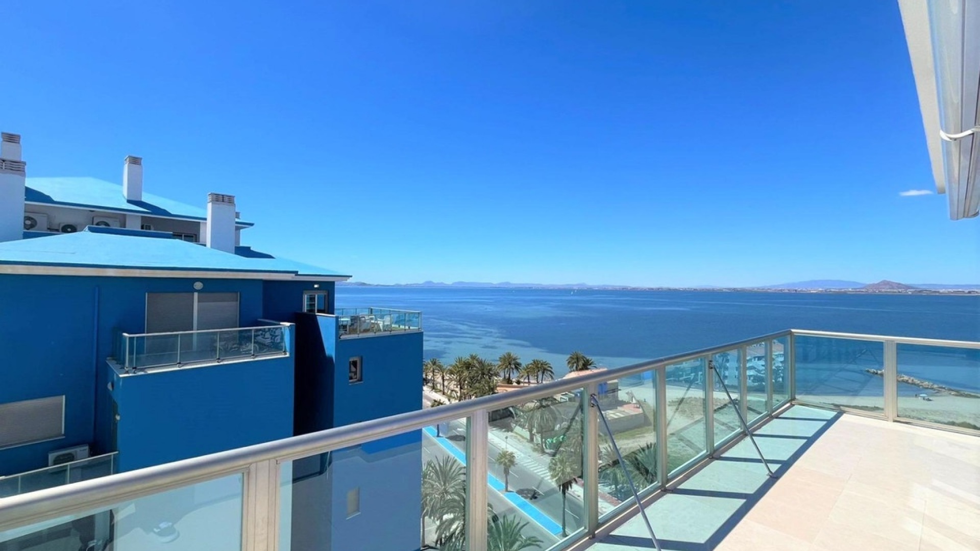 Resale - Apartment - San Javier - La Manga Del Mar Menor