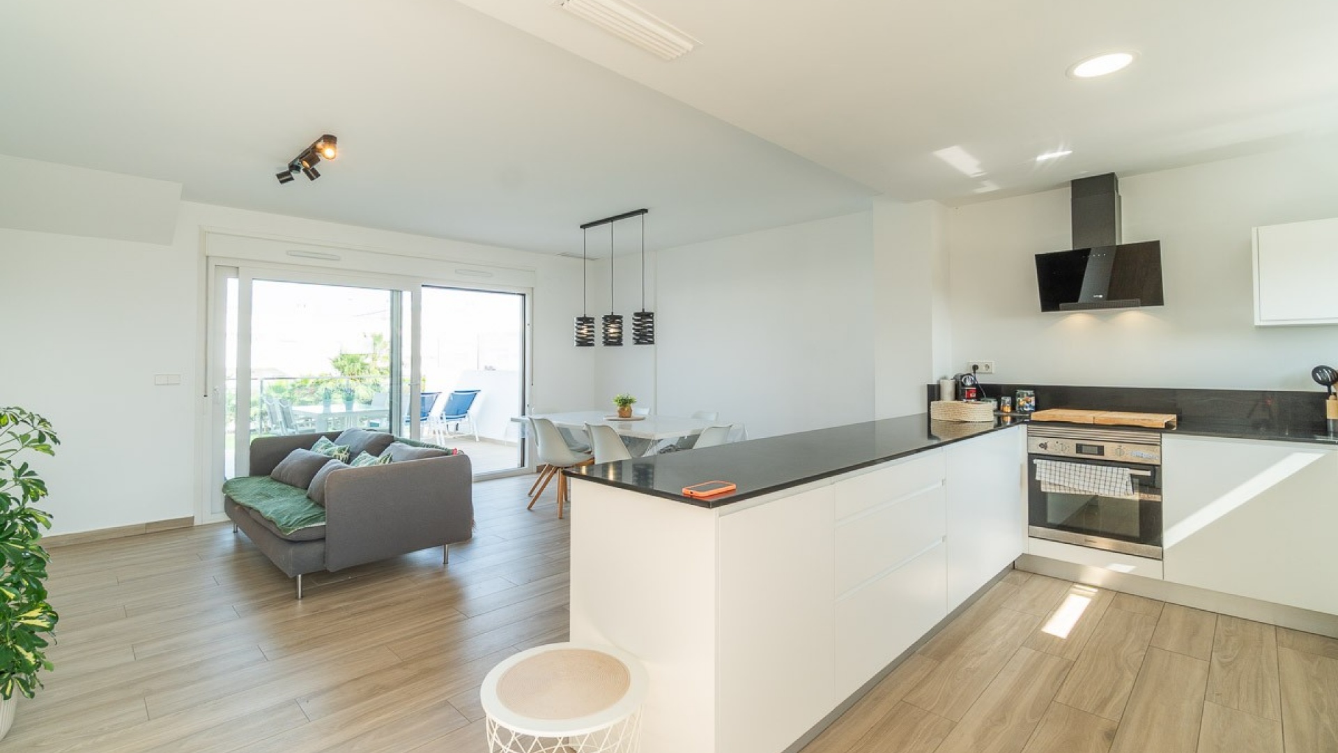 Resale - Apartment - San Miguel de Salinas - Capri Apartments