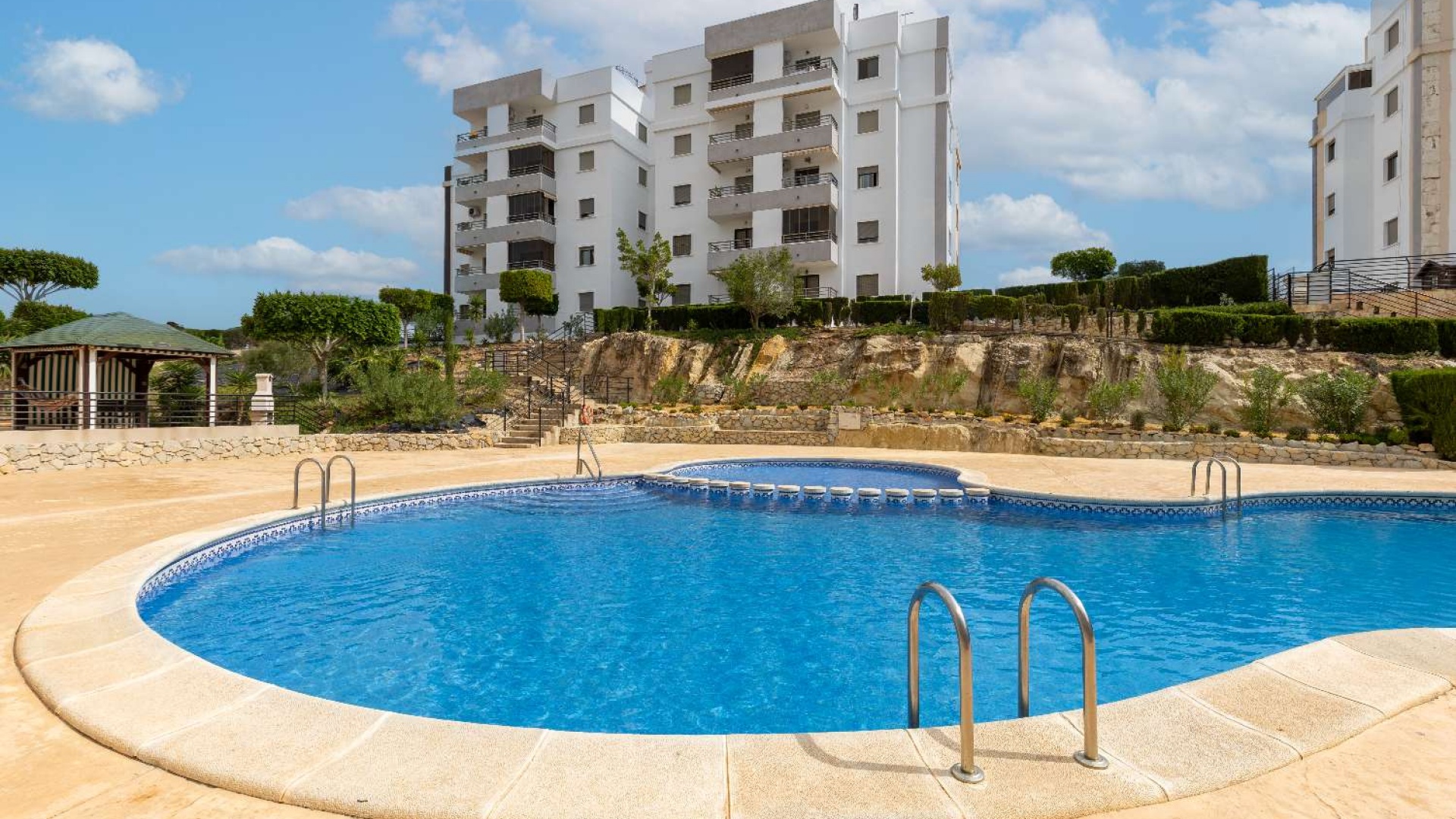 Resale - Apartment - San Miguel de Salinas - Res. Angelina