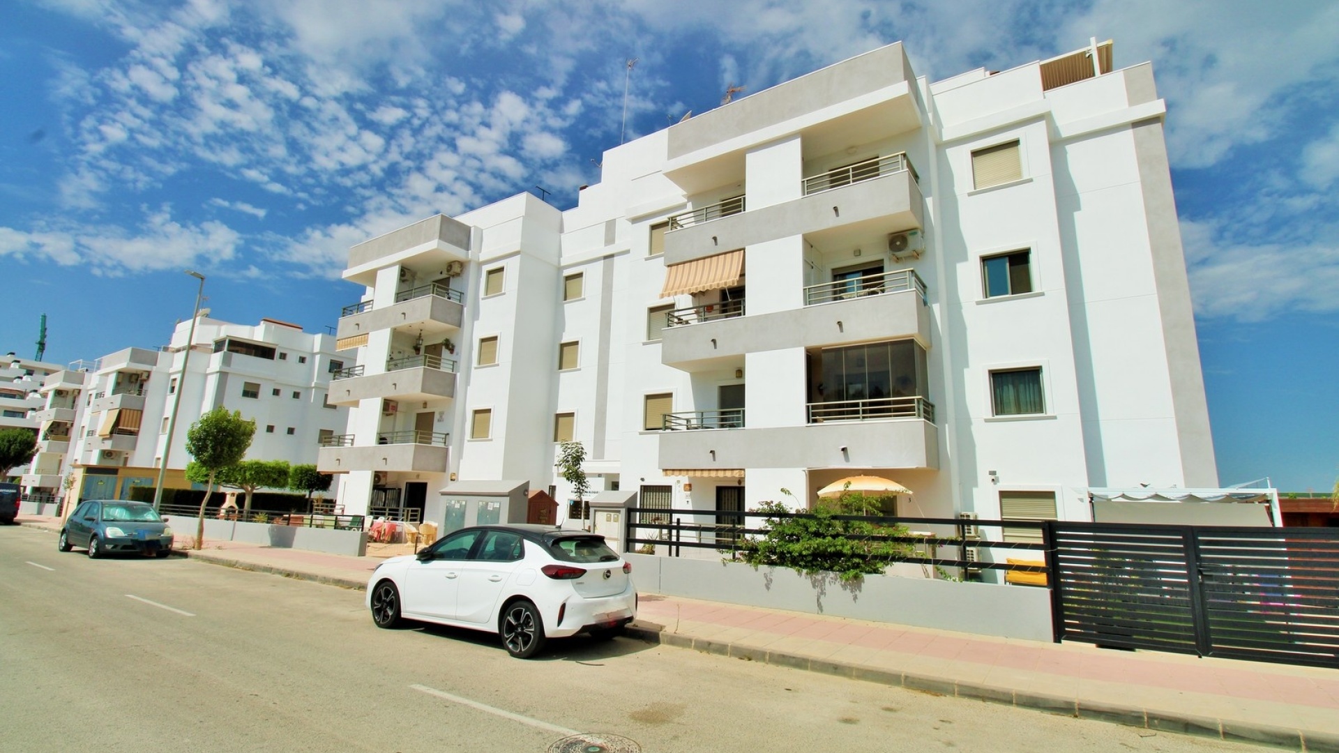 Resale - Apartment - San Miguel de Salinas - Res. Angelina
