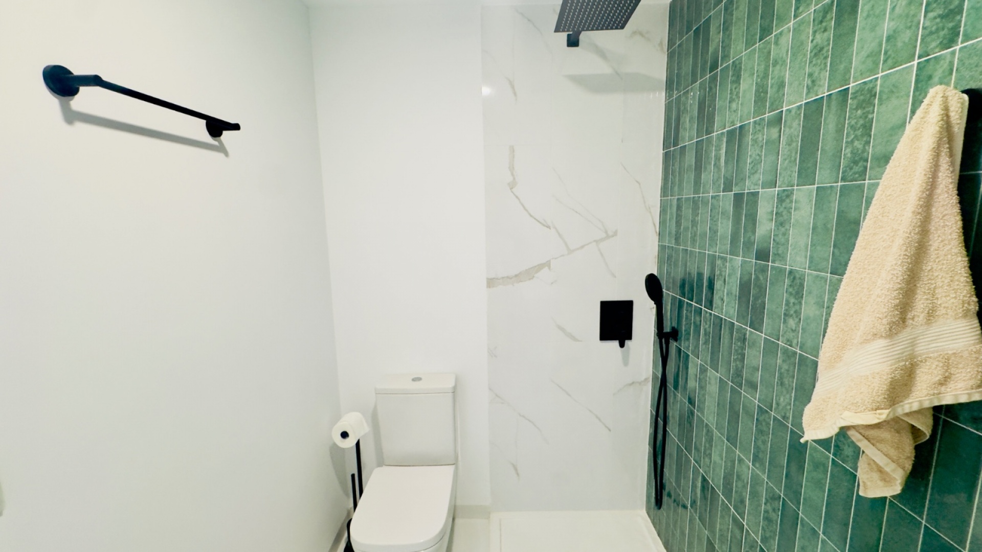 Resale - Apartment - San Miguel de Salinas - Res. Paradise Resort