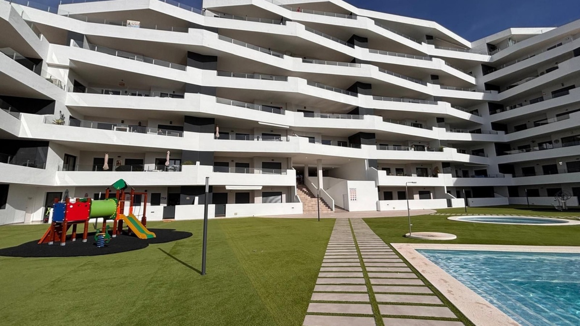 Resale - Apartment - San Miguel de Salinas - San Miguel