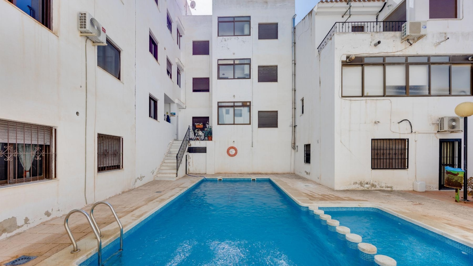 Resale - Apartment - San Miguel de Salinas