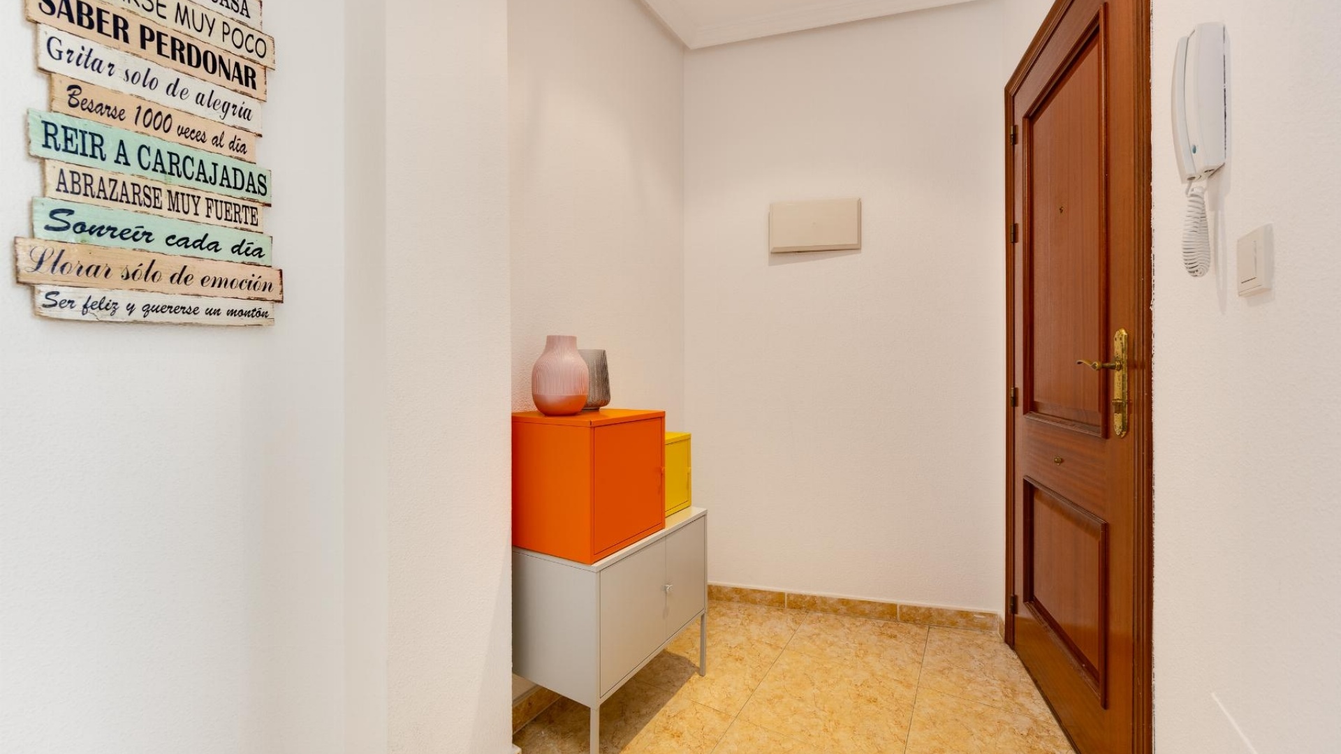 Resale - Apartment - San Miguel de Salinas
