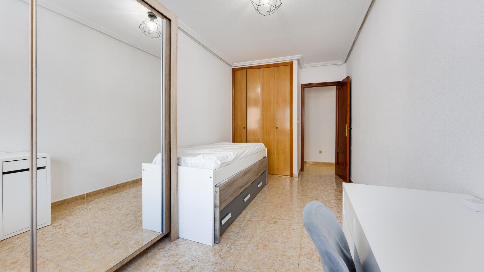 Resale - Apartment - San Miguel de Salinas