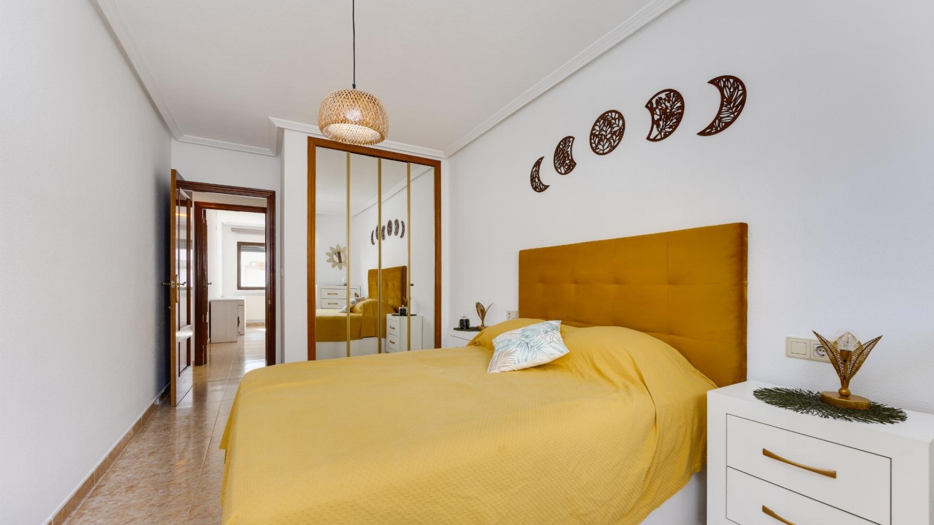 Resale - Apartment - San Miguel de Salinas
