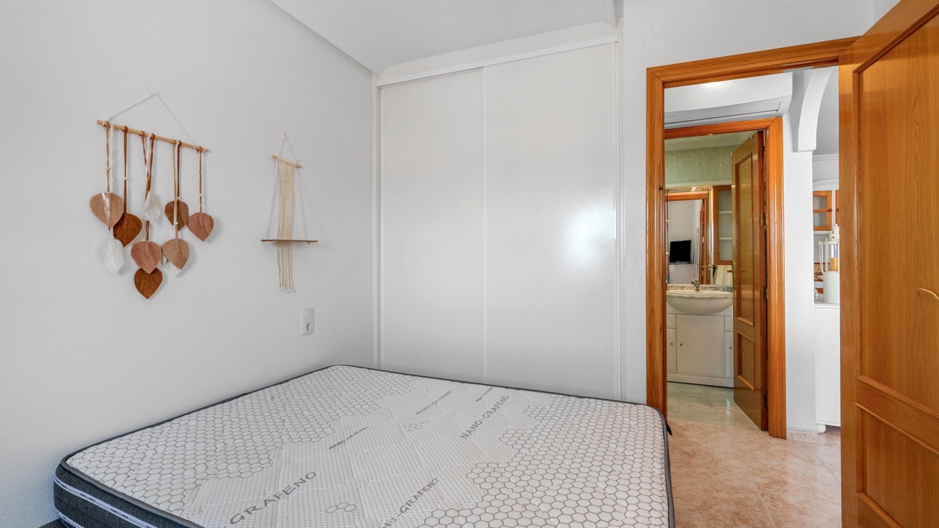 Resale - Apartment - Santa Pola