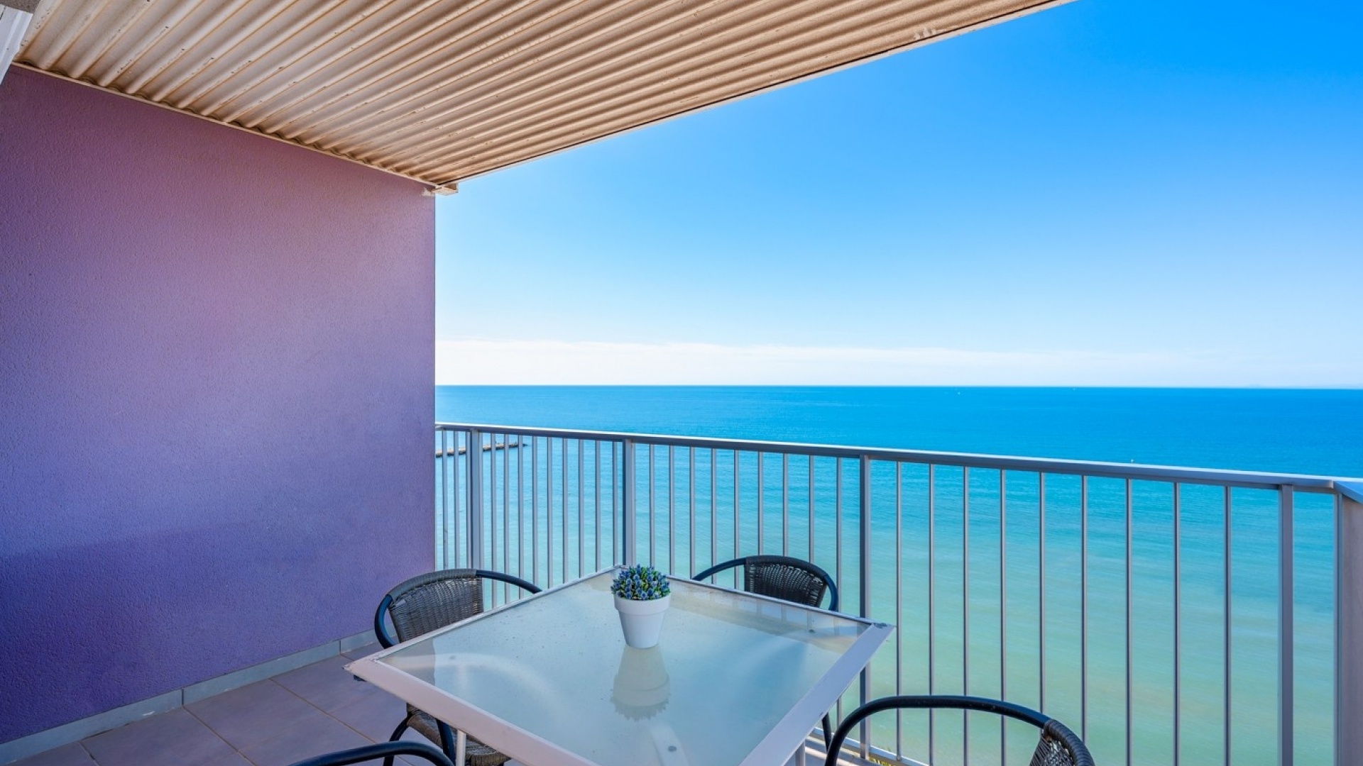 Resale - Apartment - Santa Pola